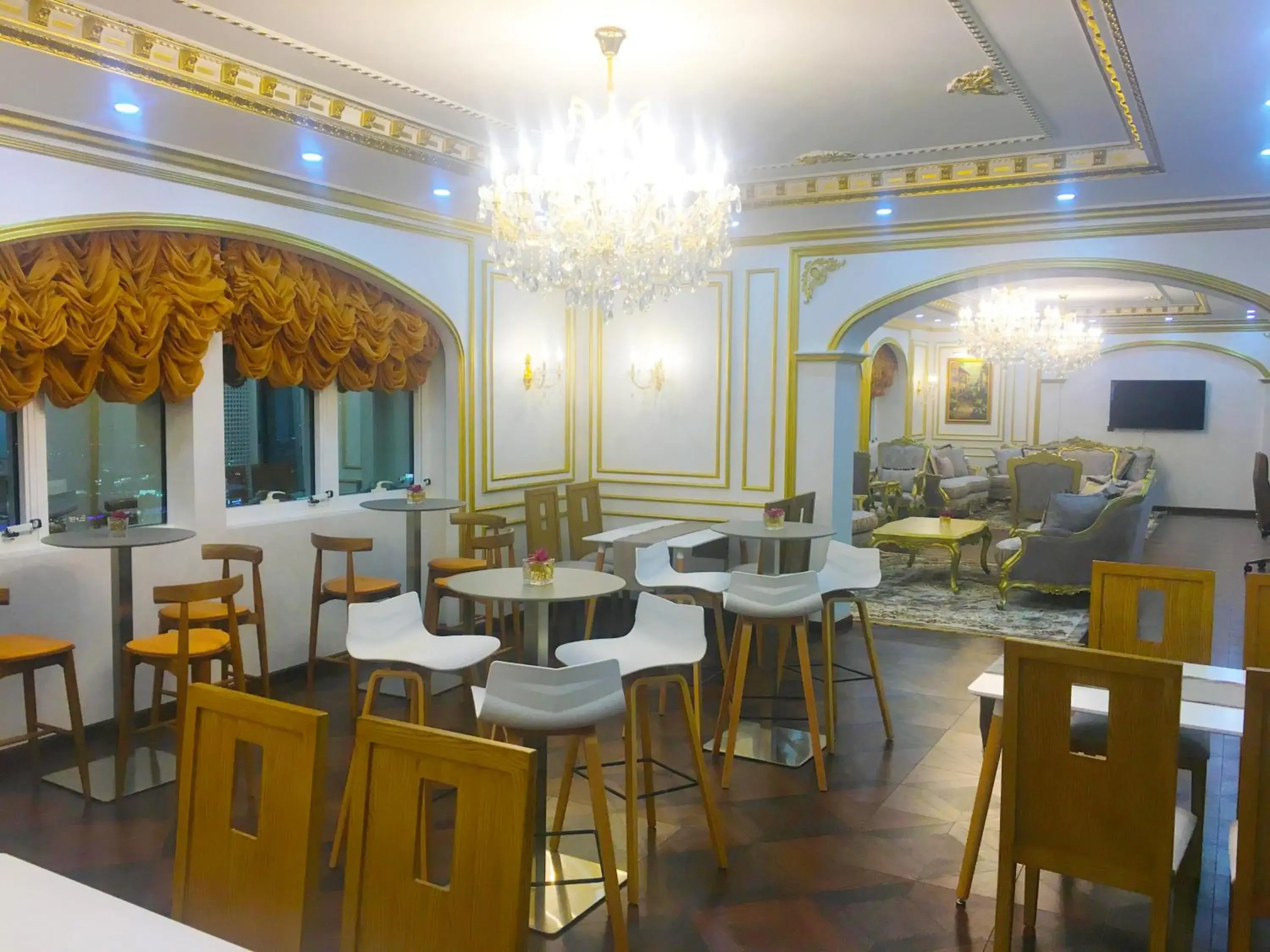 Restaurant/Places to Eat in Mangrove Hotel - Ras al Khaimah