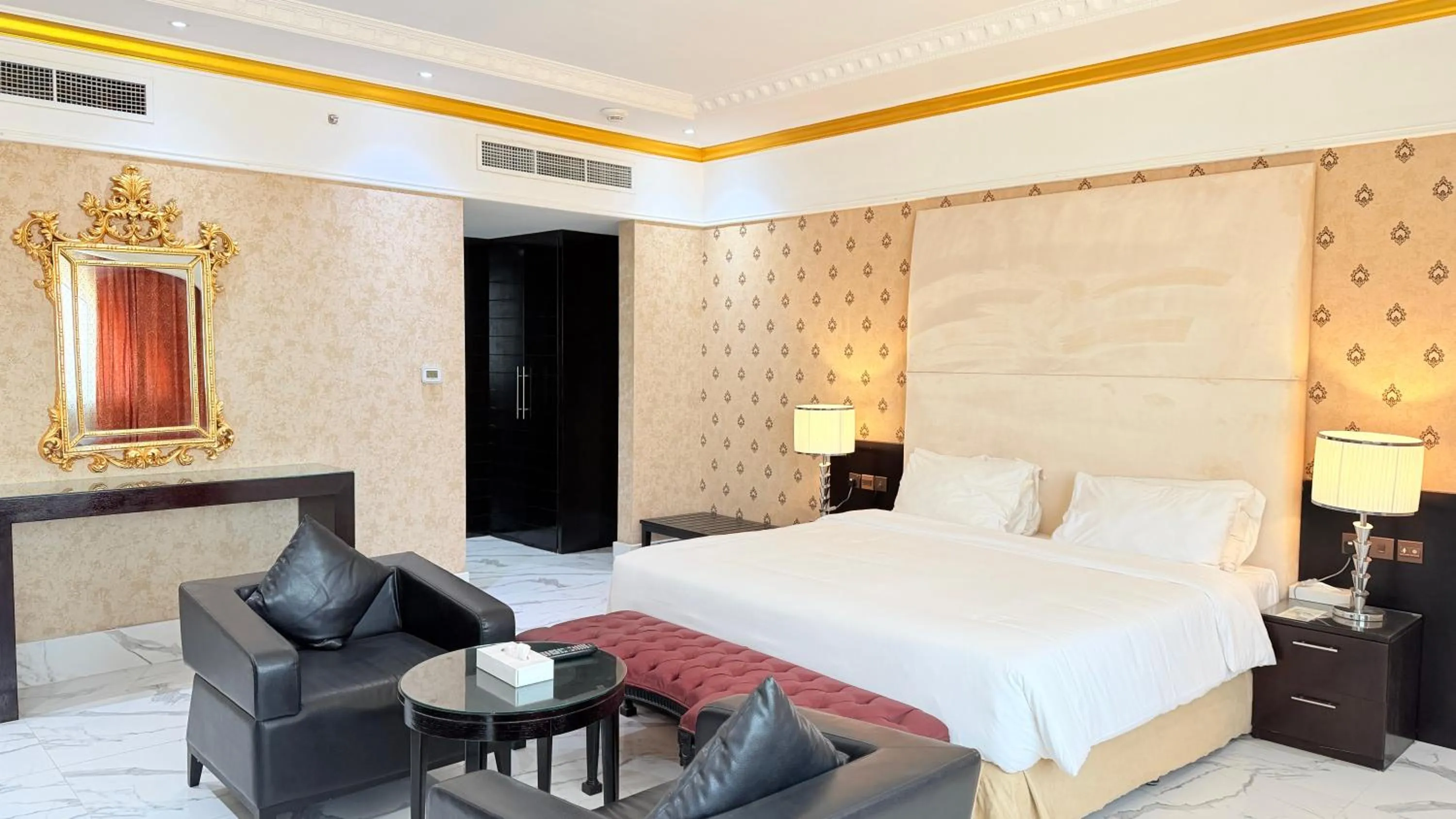 Bed in Sunday Mangrove Corniche Hotel, Ras Al Khaimah