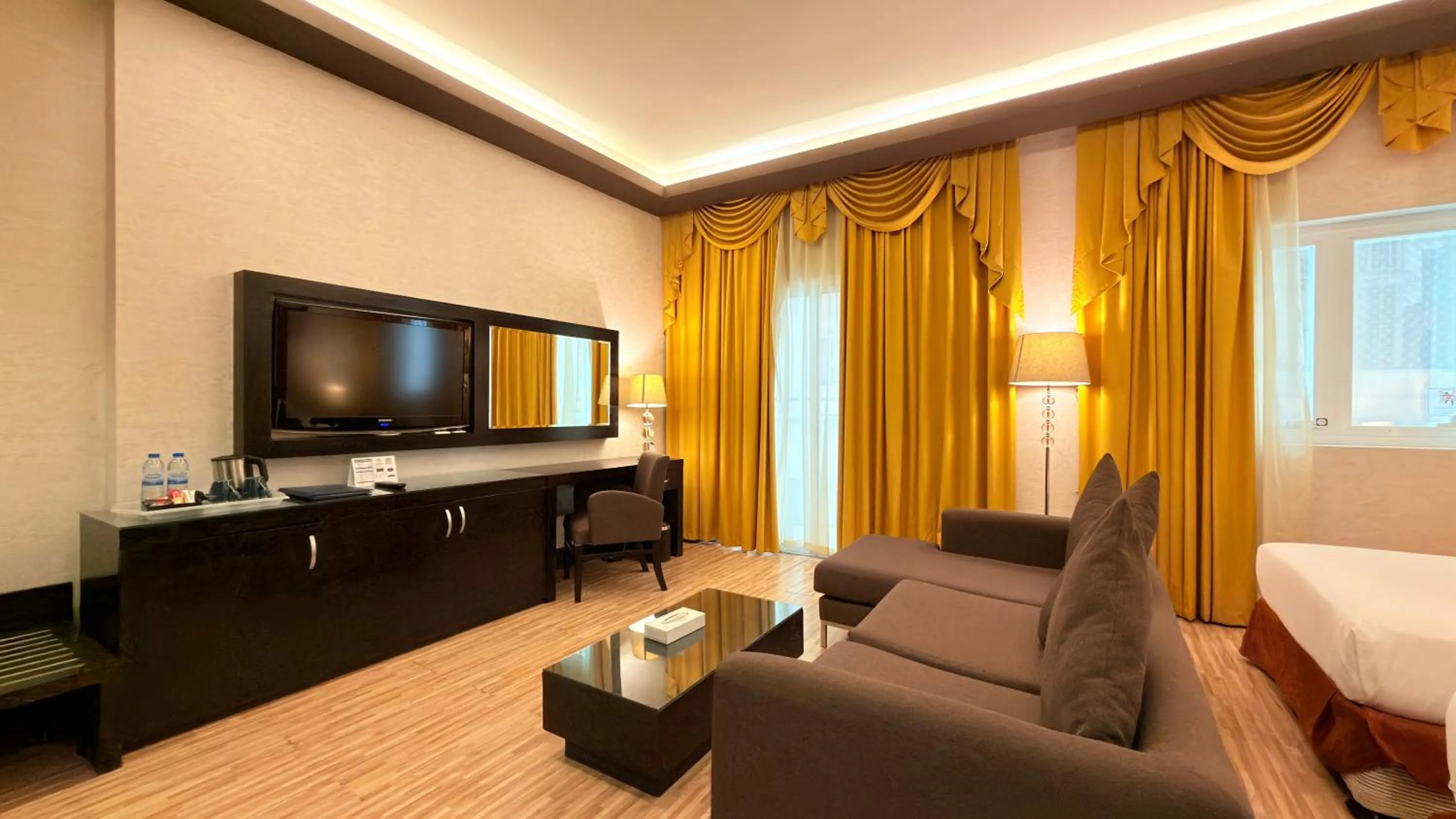 Bed in Sunday Mangrove Corniche Hotel, Ras Al Khaimah