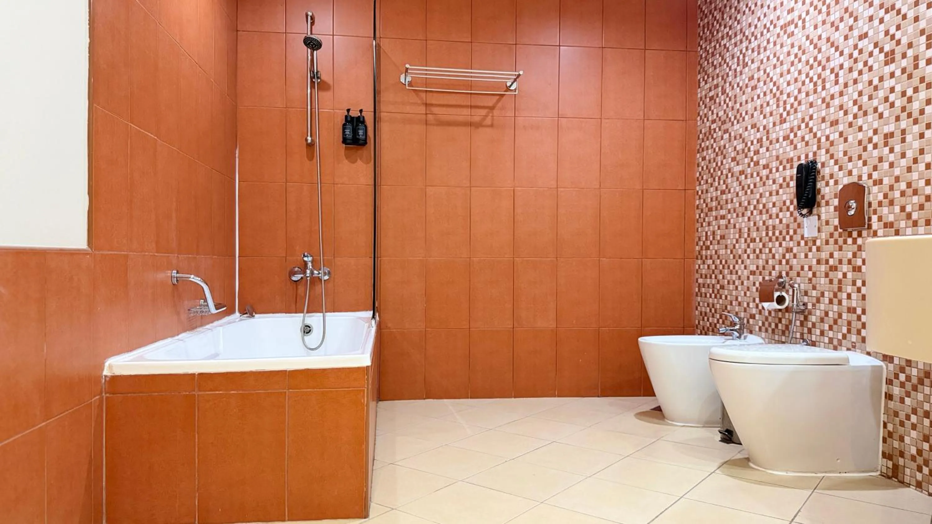 Sunday Mangrove Corniche Hotel, Ras Al Khaimah