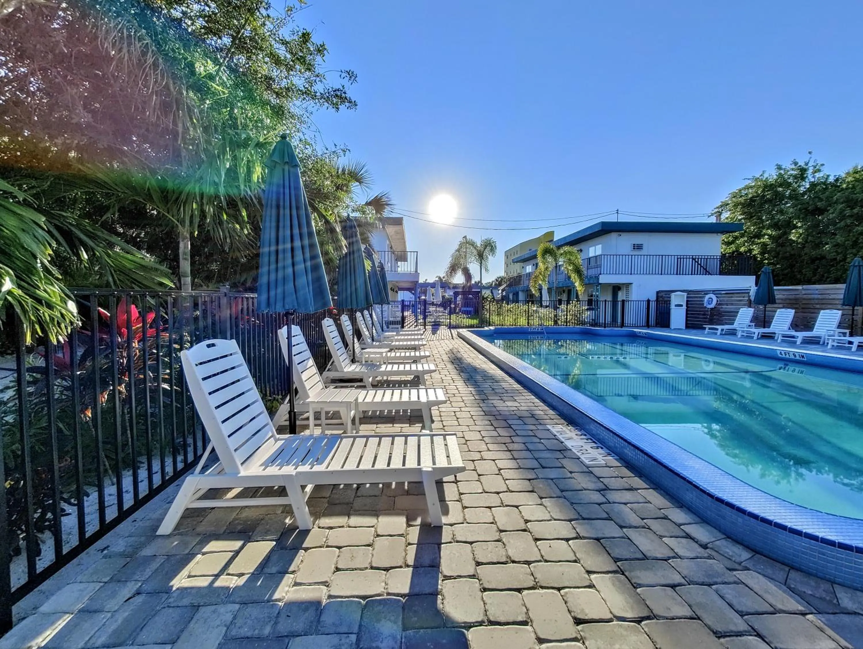 Pool view in Tahitian Beach Resort