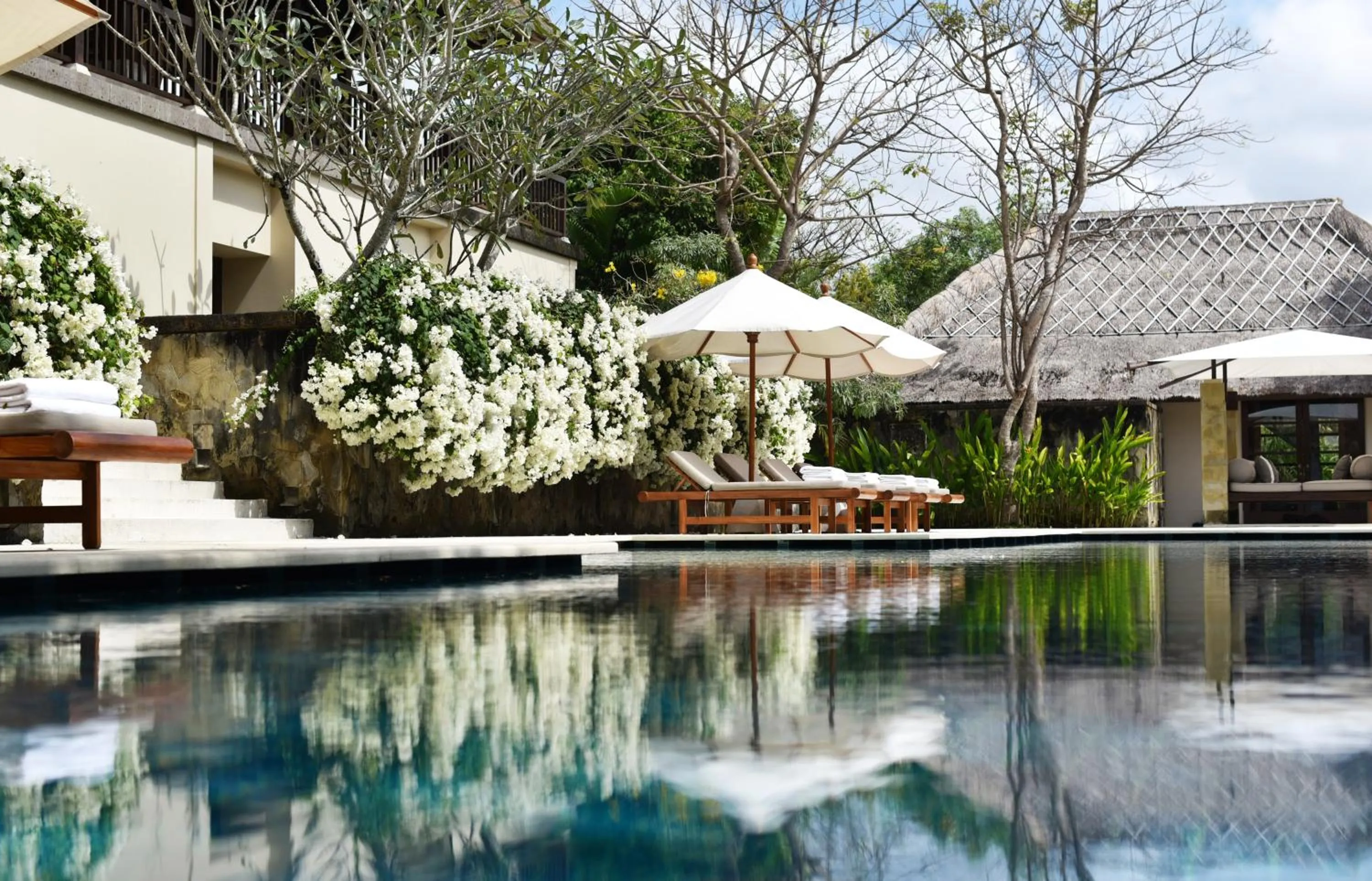 Swimming pool in REVĪVŌ Wellness Resort Nusa Dua Bali