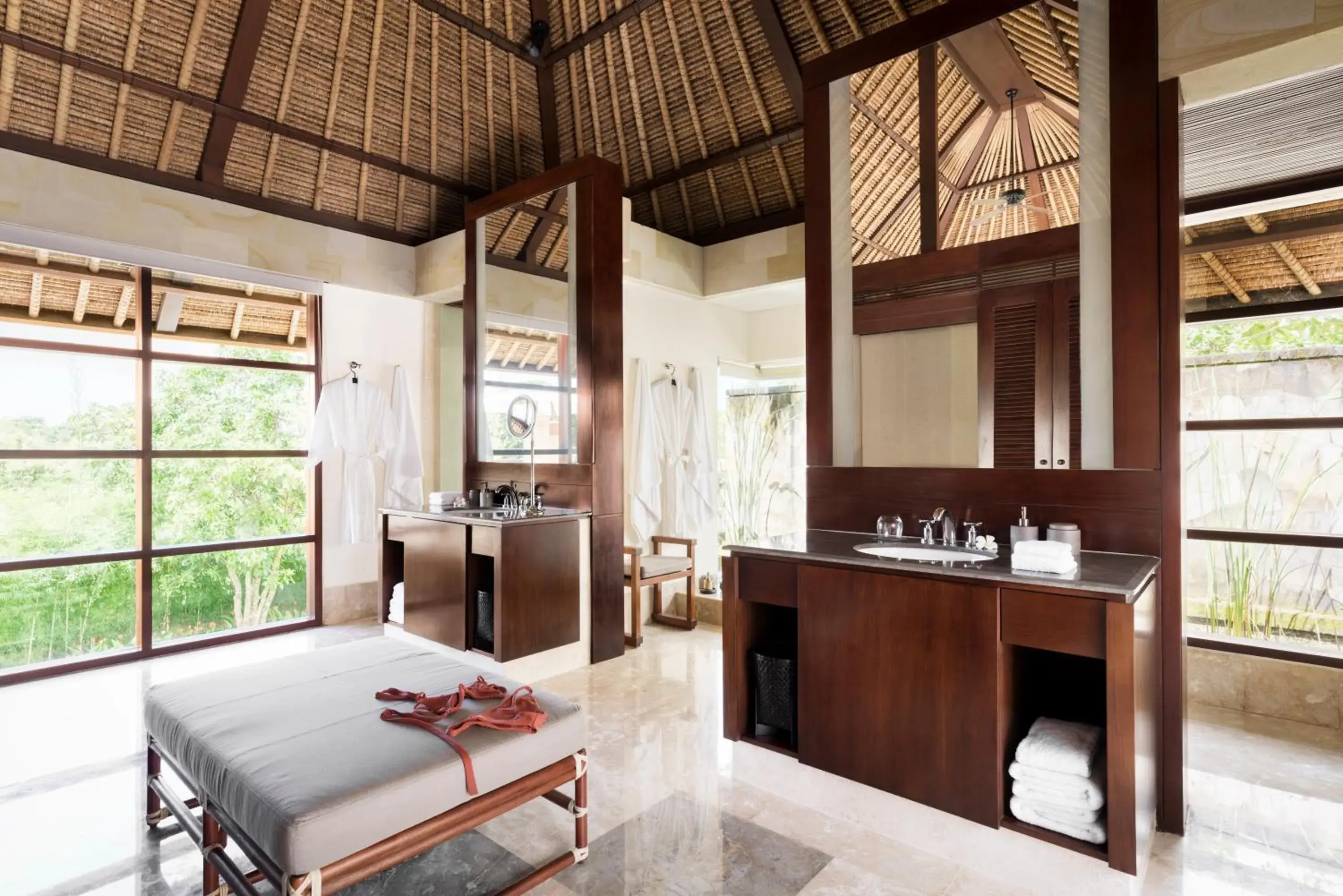 Bathroom, Bed in REVĪVŌ Wellness Resort Nusa Dua Bali