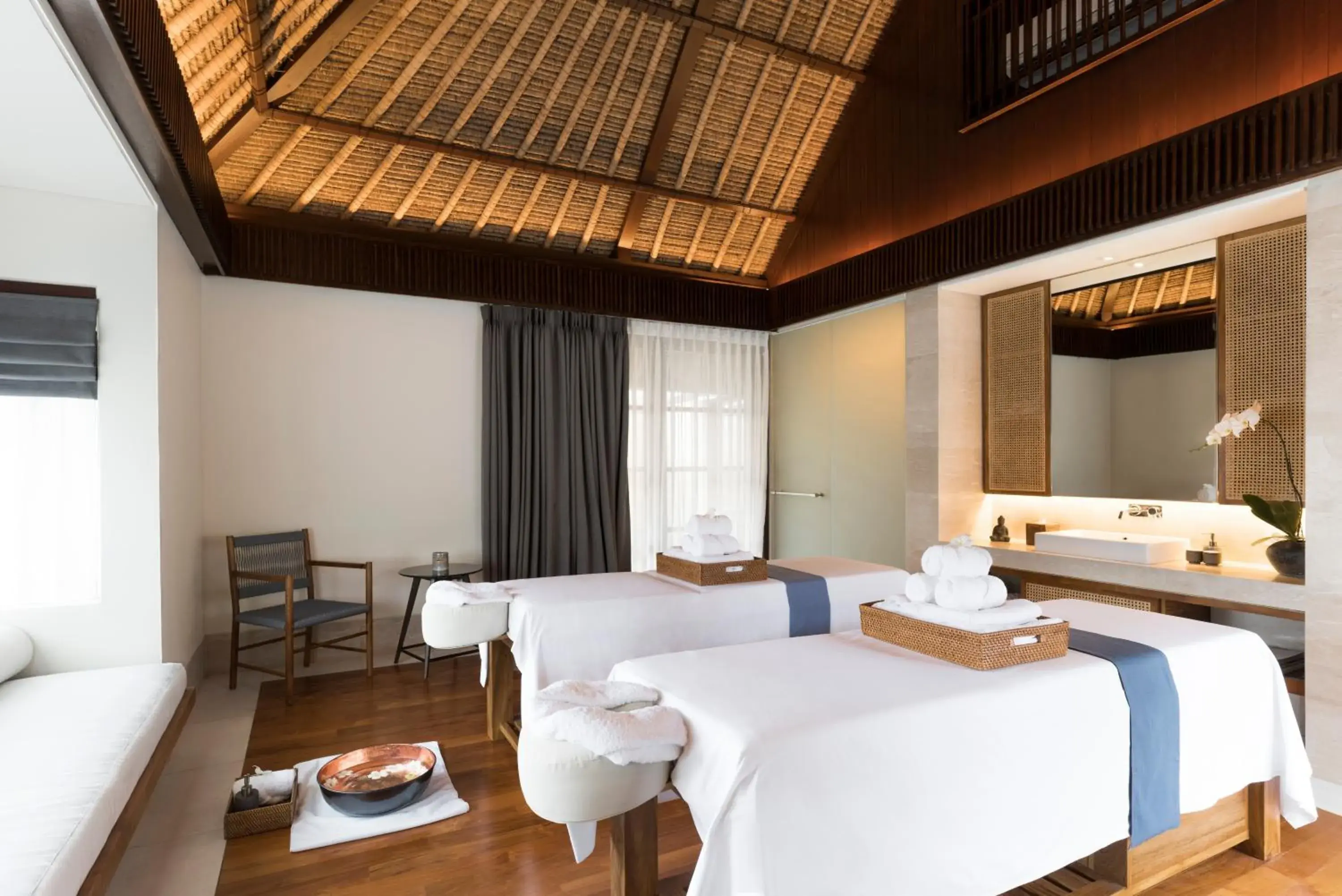 Massage, Bed in REVĪVŌ Wellness Resort Nusa Dua Bali