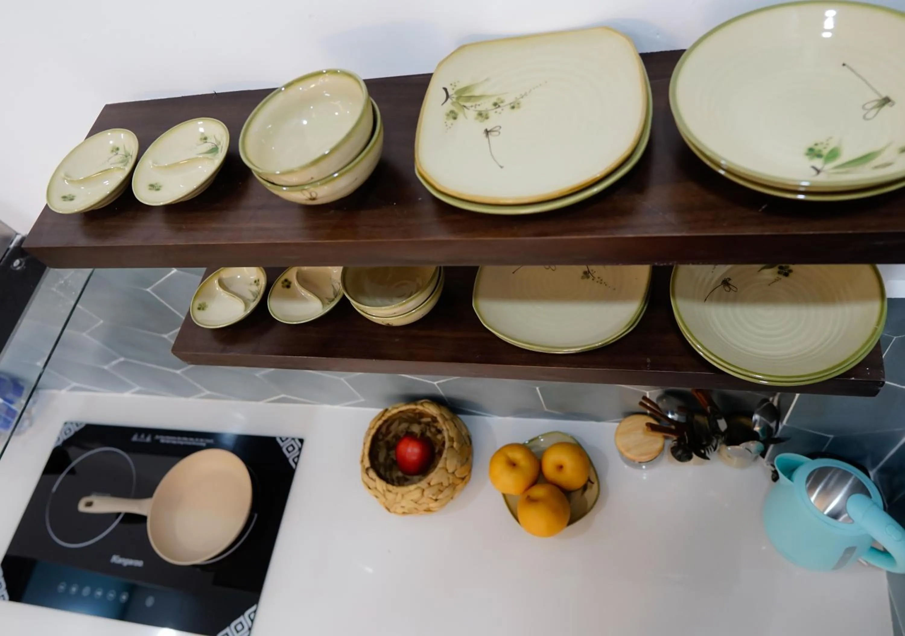 Kitchen or kitchenette in Phuong Tran Apartment and Hotel