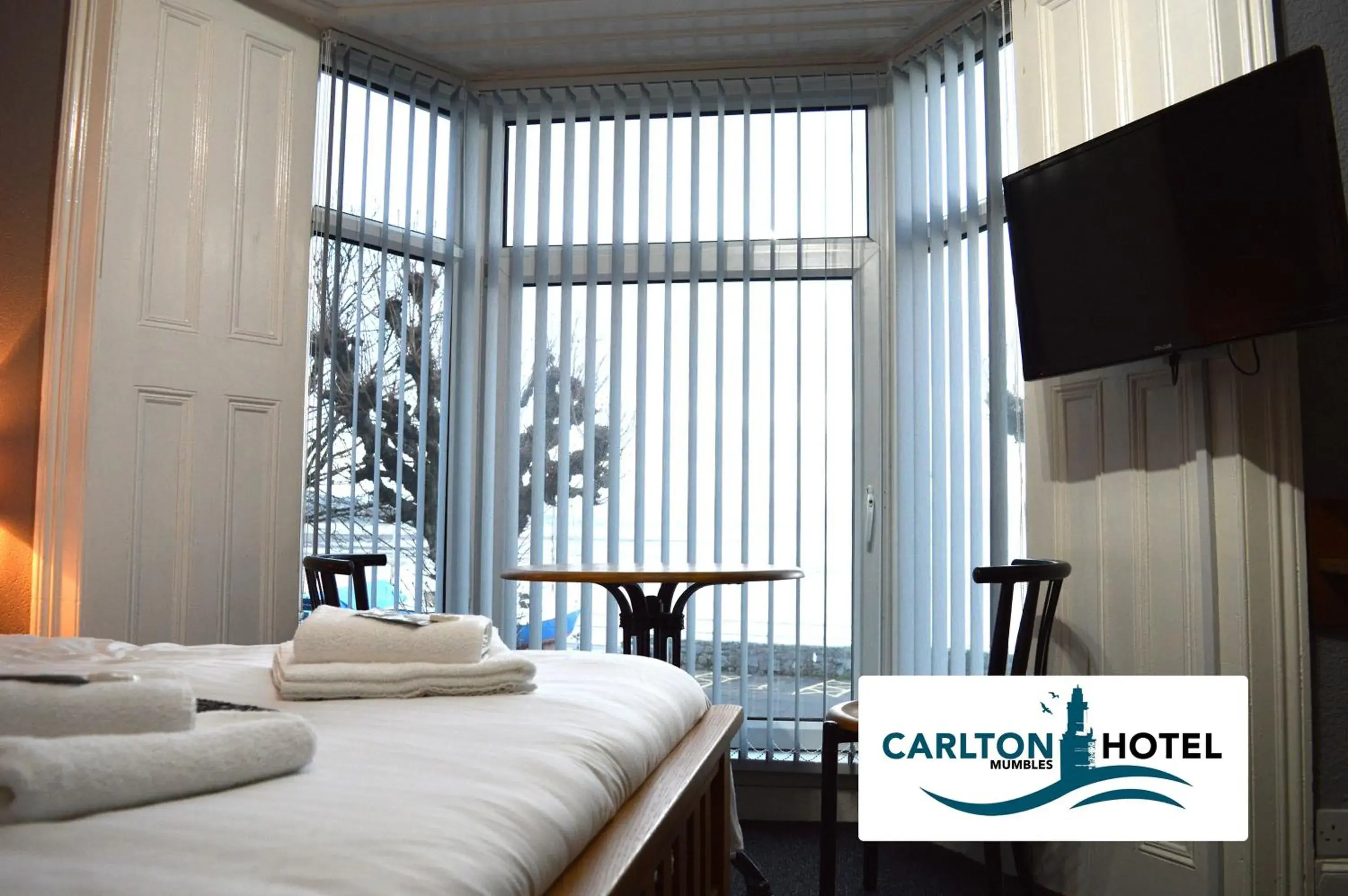 Deluxe Twin Room with Sea View - single occupancy in The Mumbles Carlton Hotel Deluxe Twin Room with Sea View - single occupancy in The Mumbles Carlton Hotel