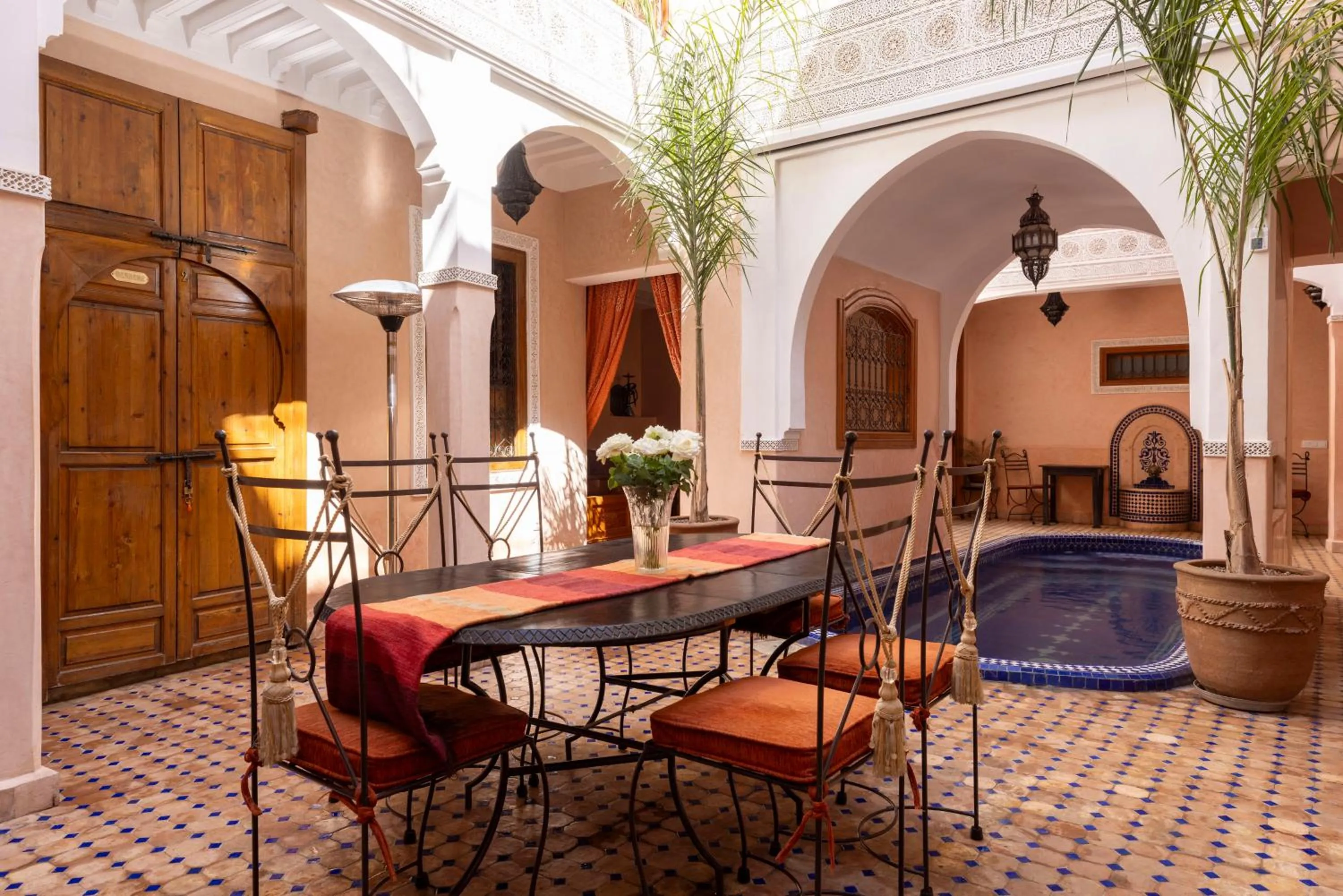 Patio in Riad Arbre Bleu
