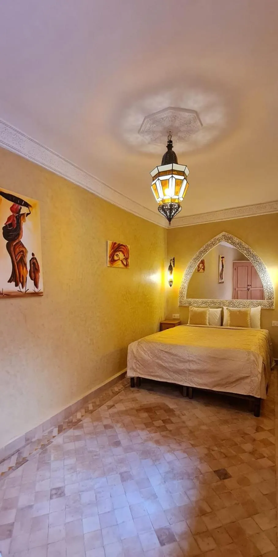 Bed in Riad Arbre Bleu