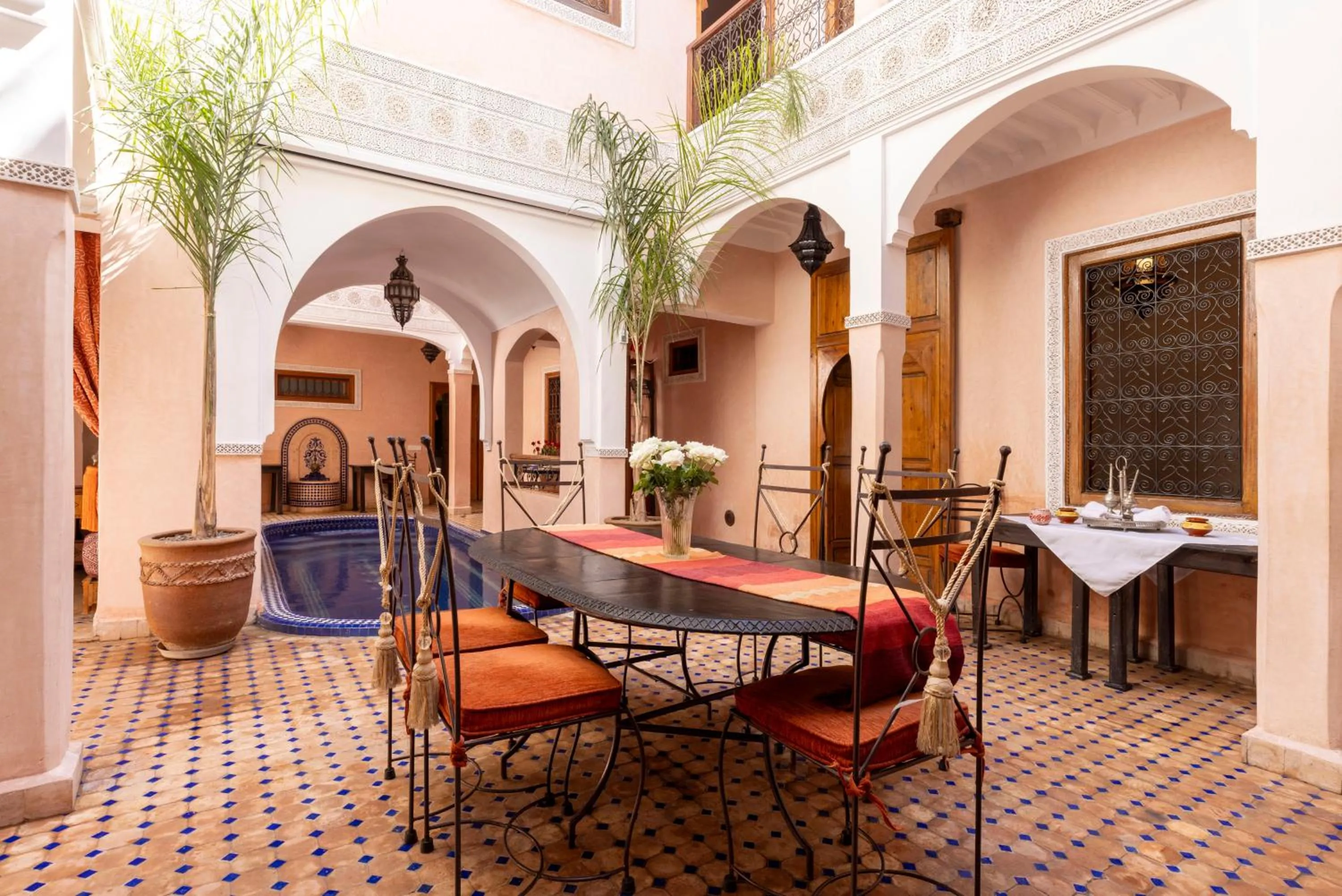 Patio in Riad Arbre Bleu