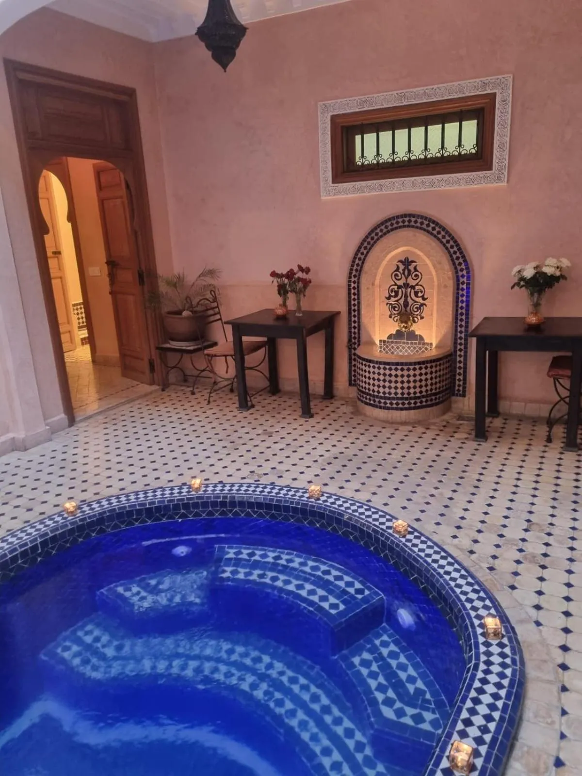 Pool view in Riad Arbre Bleu