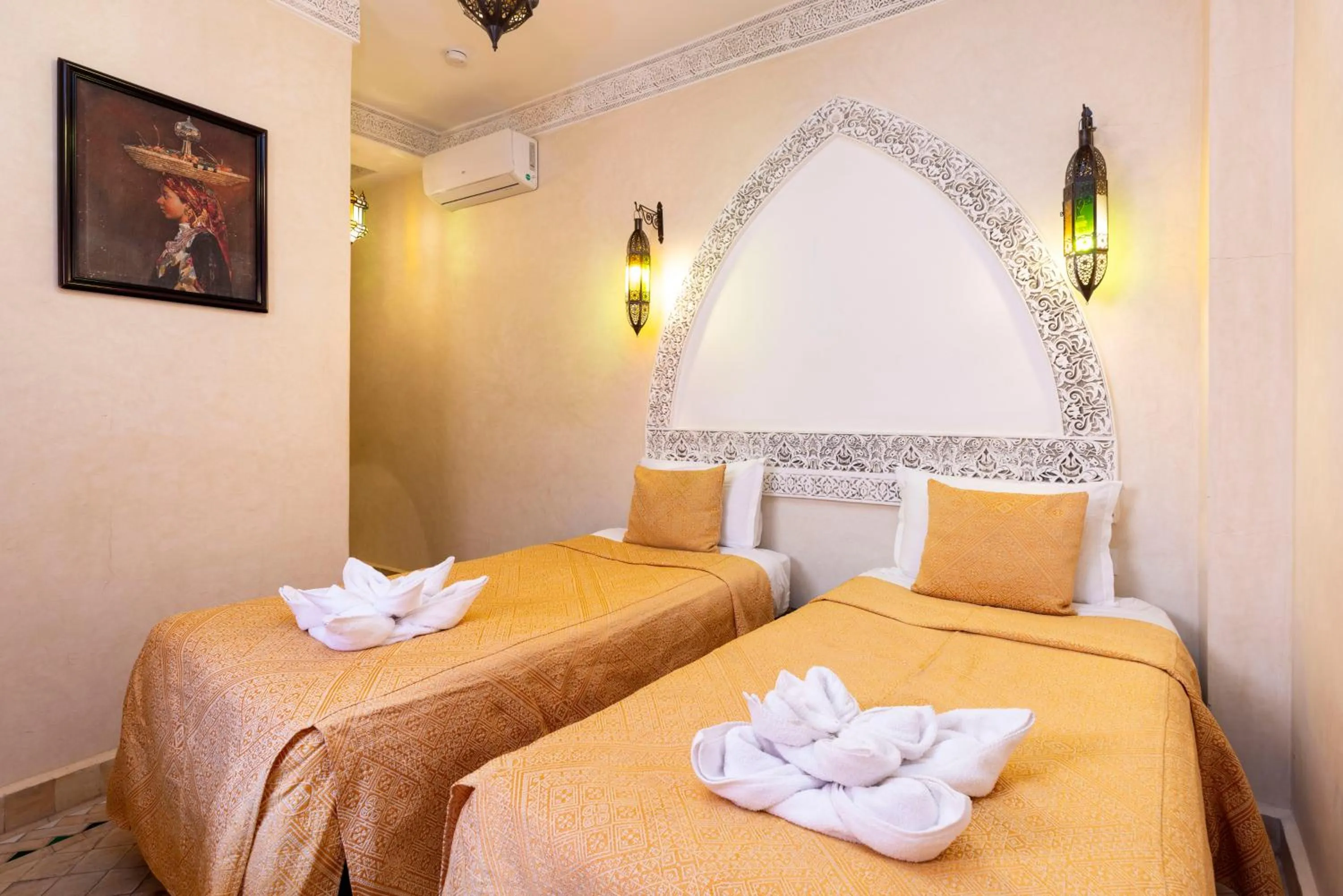 Bed in Riad Arbre Bleu