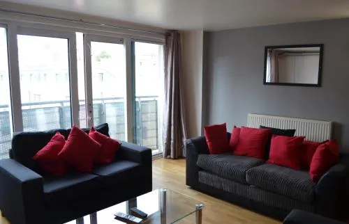 Access Apartments City