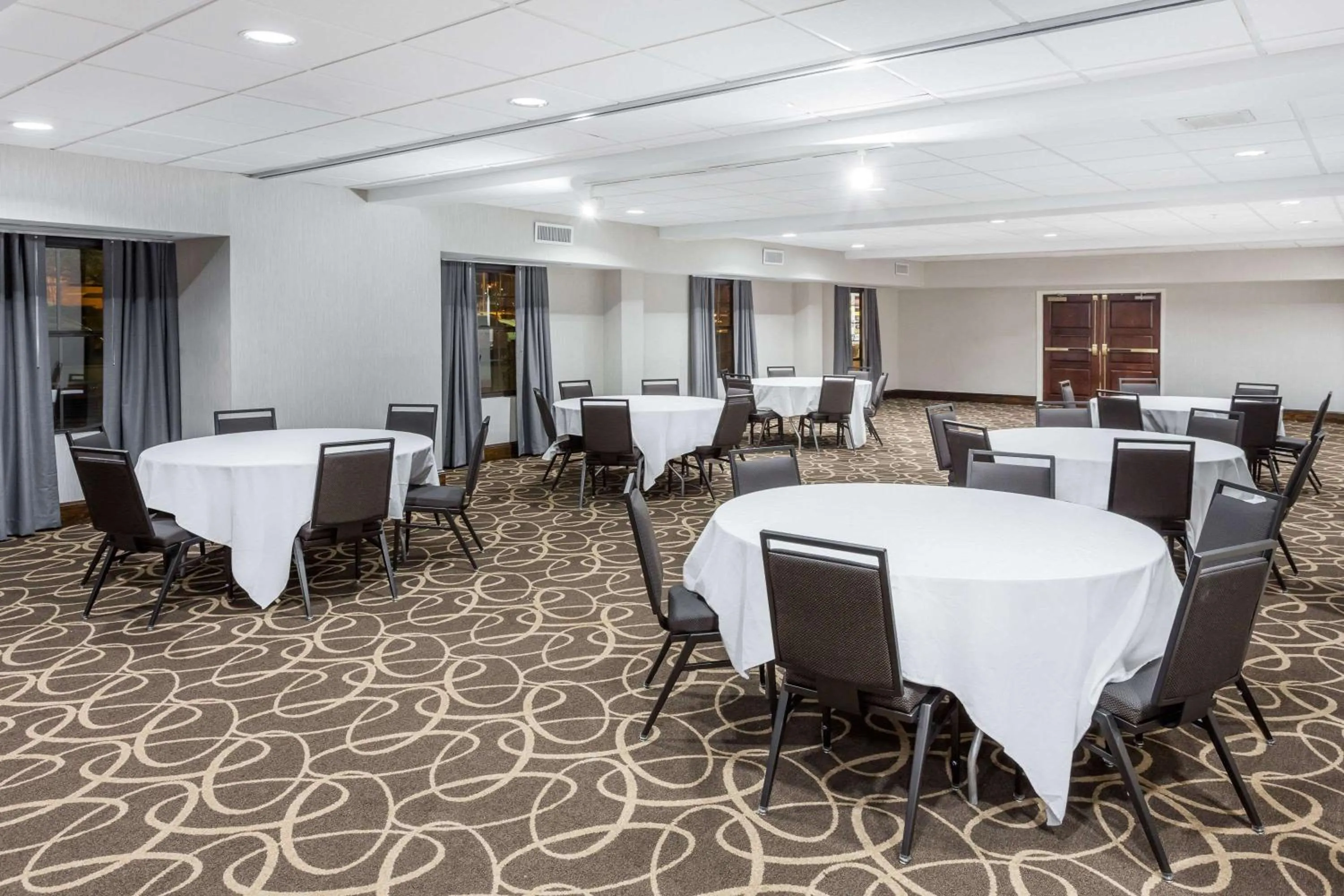 On site in Wingate by Wyndham High Point Greensboro Airport South