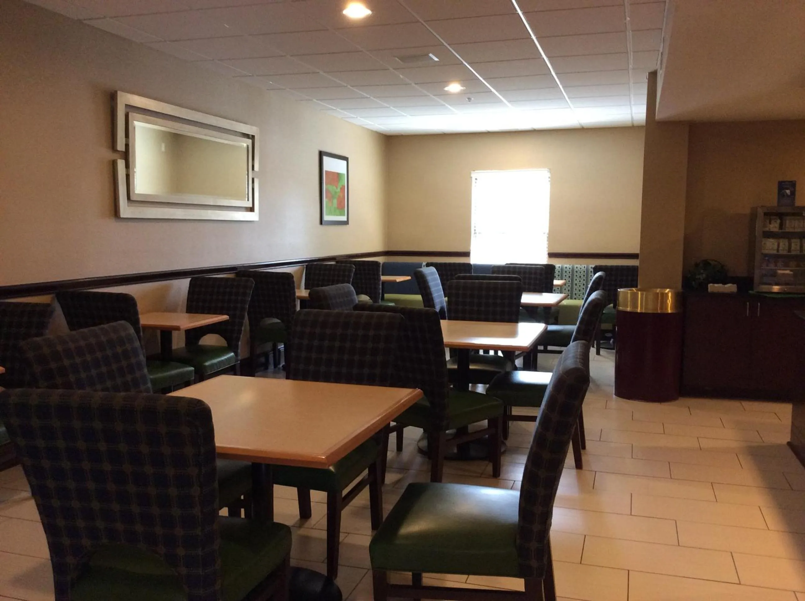 Day in Wingate by Wyndham High Point Greensboro Airport South