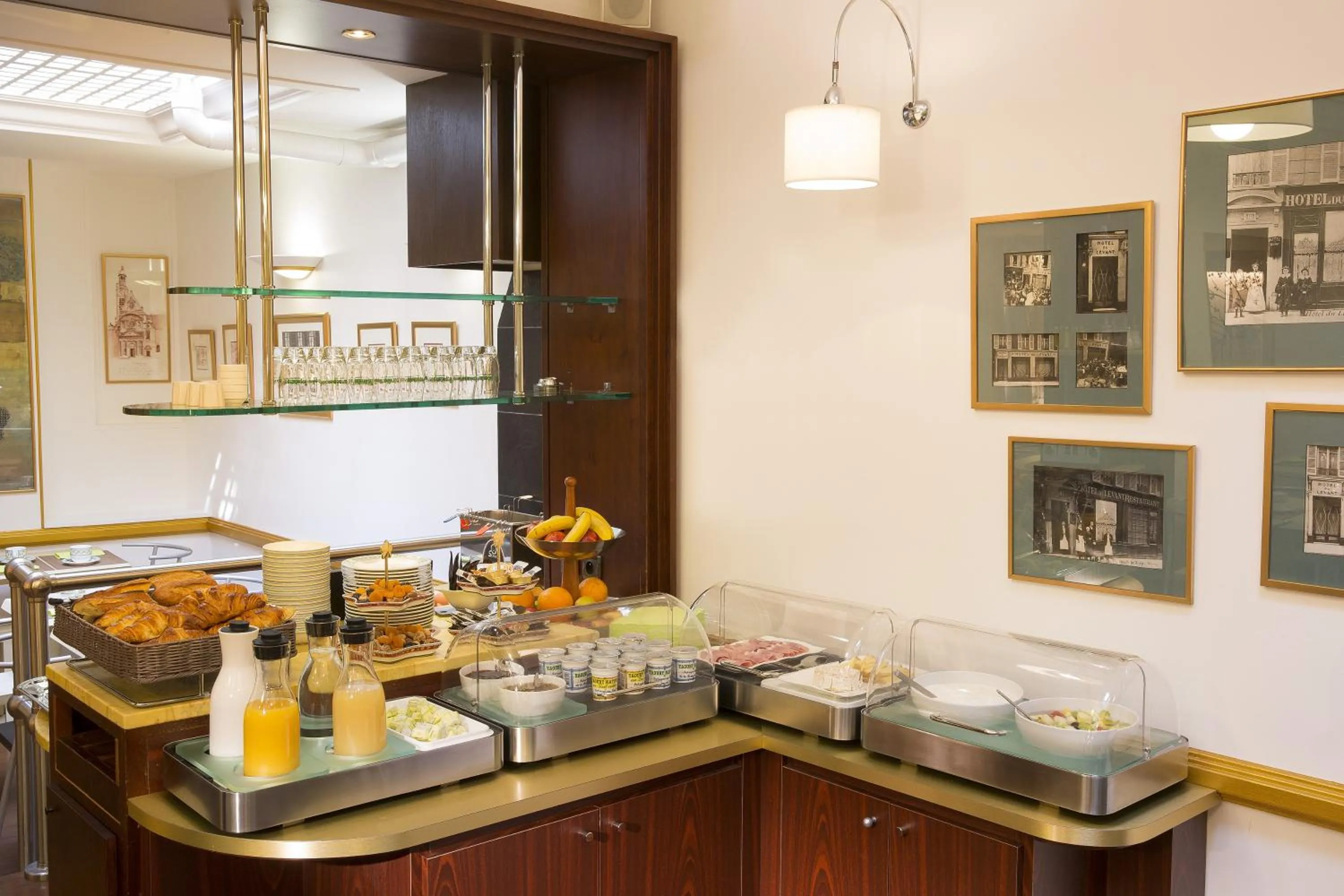 Food in Hôtel du Levant