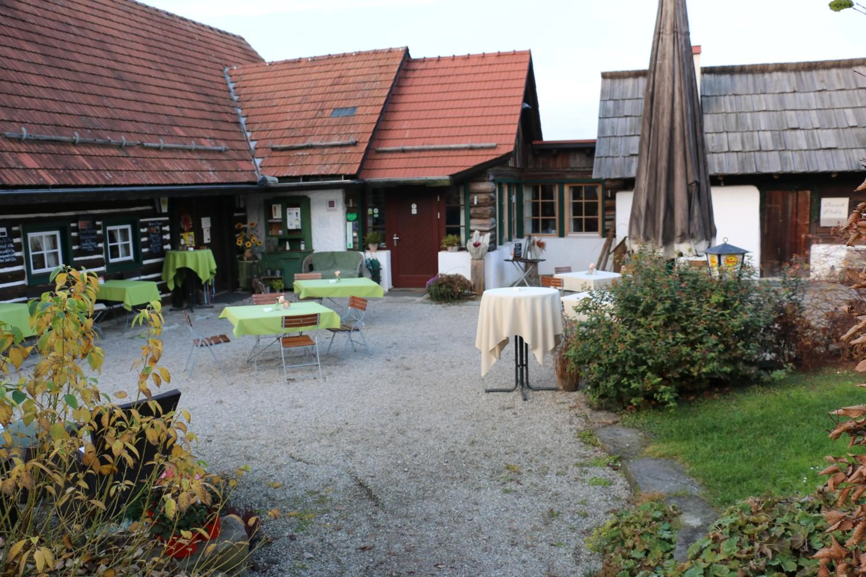 Restaurant/places to eat in Herberts Stubn