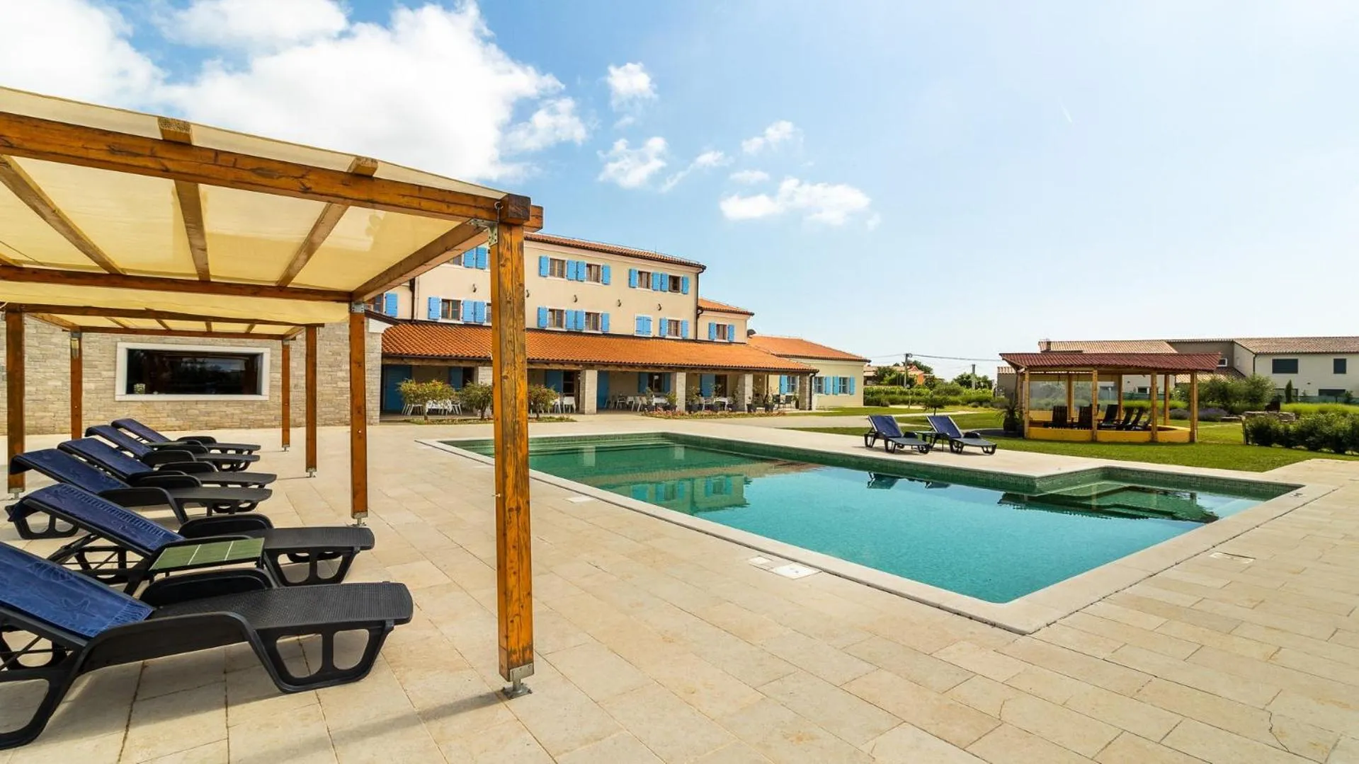 Swimming pool in VELANERA Hotel & Restaurant