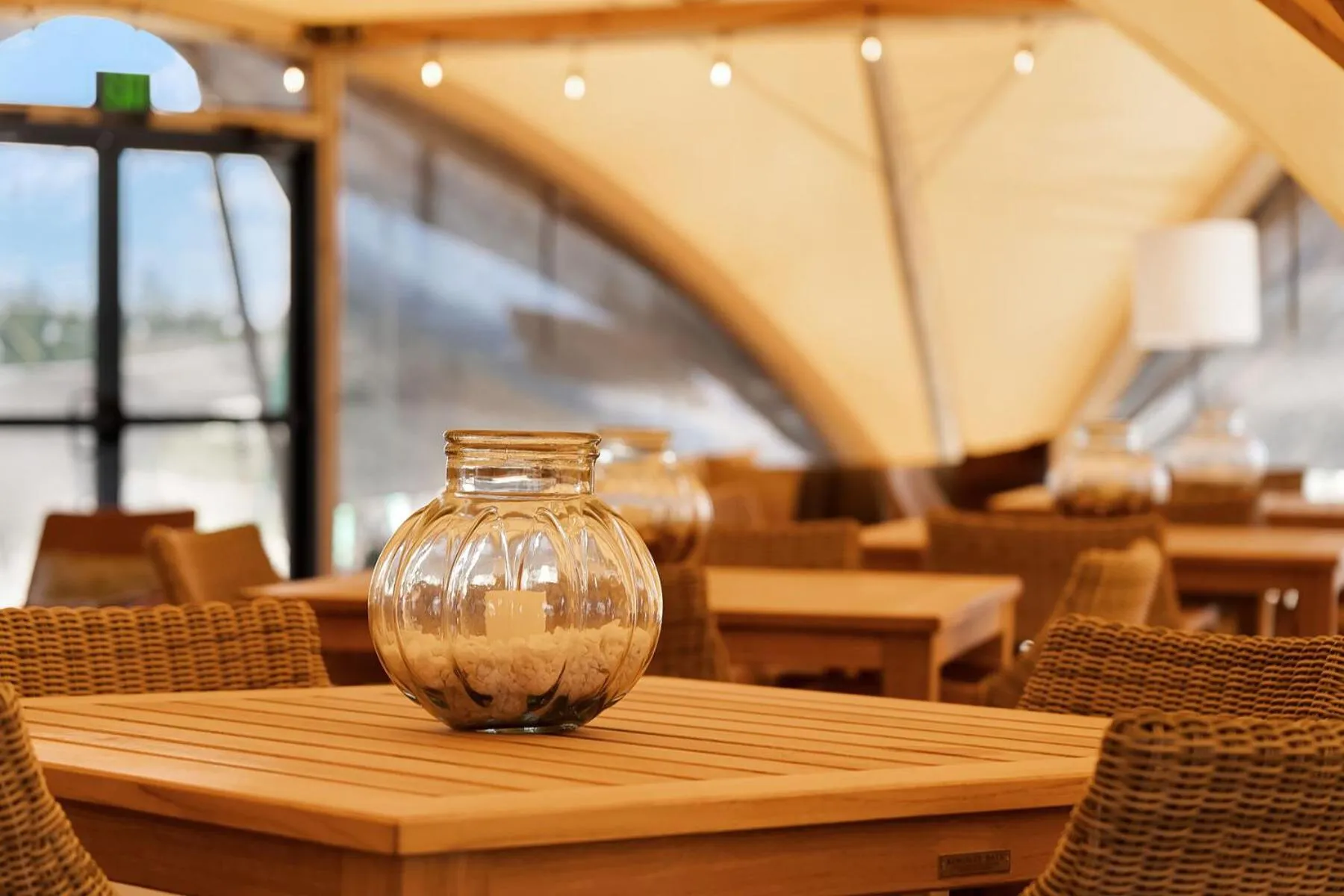 Lounge or bar in Under Canvas West Yellowstone