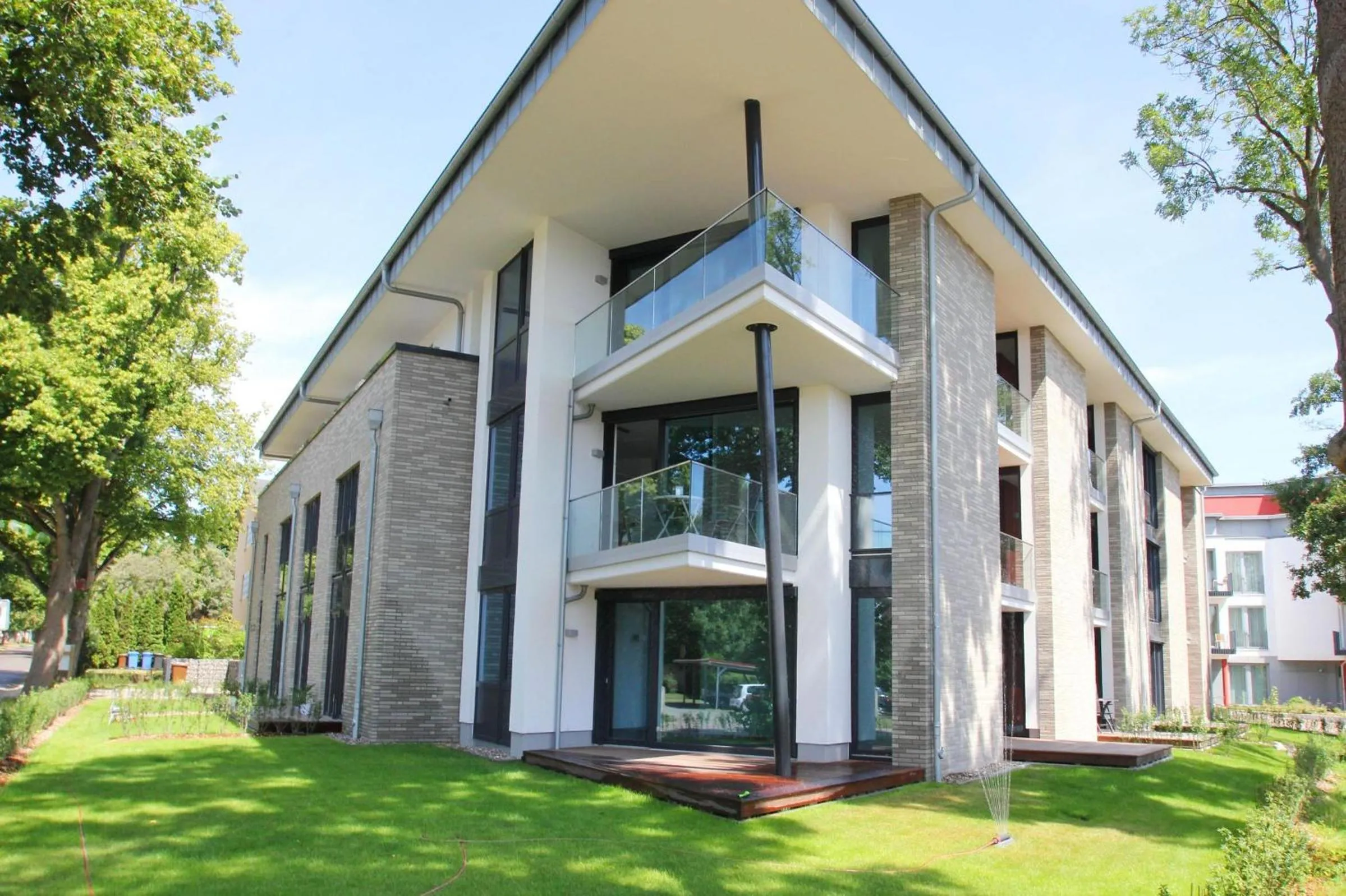 Property building in Haus Hafenkieker Ferienwohnung 08