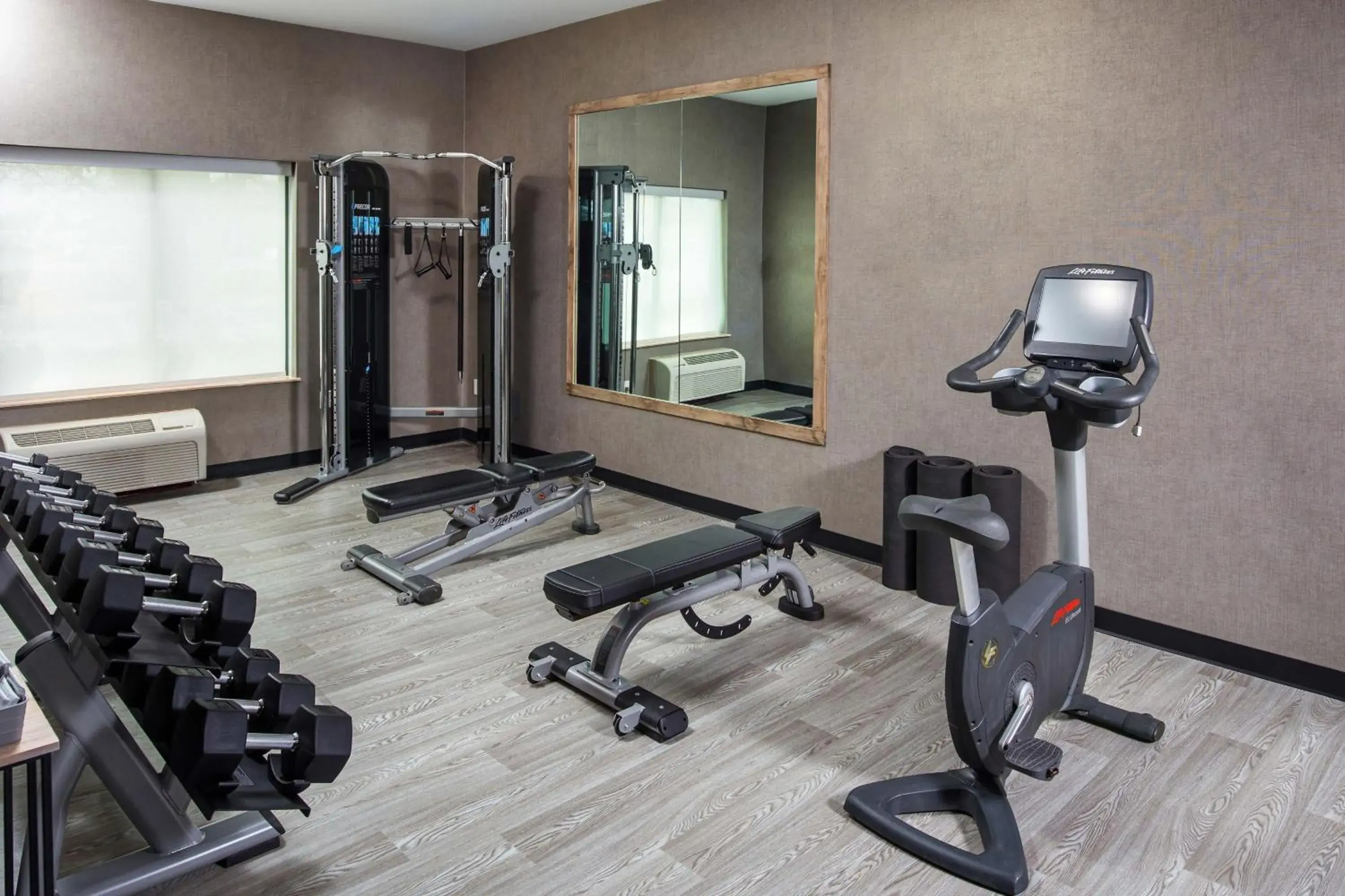 Fitness centre/facilities in Four Points by Sheraton Appleton Fitness centre/facilities in Four Points by Sheraton Appleton