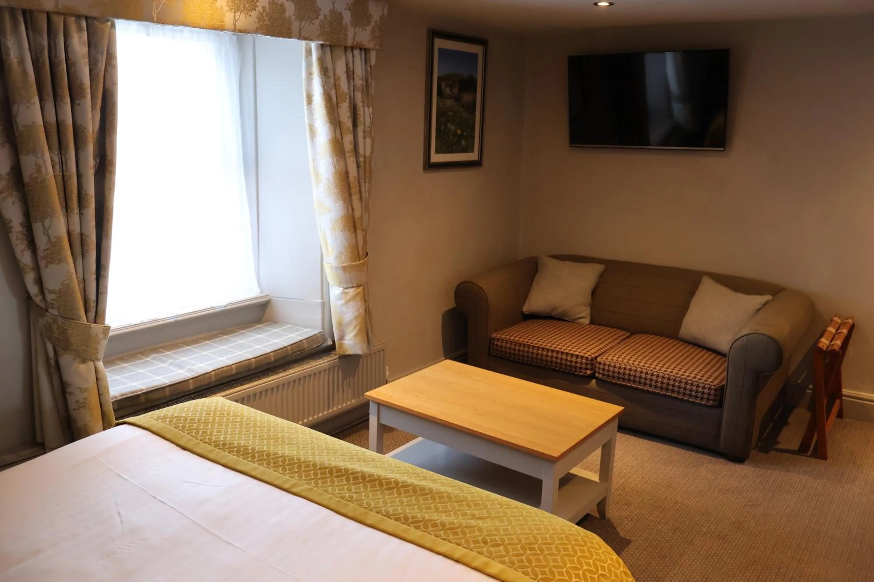 Bed in The Woolly Sheep Inn