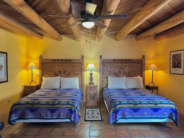 Bed in Casa Benavides Inn