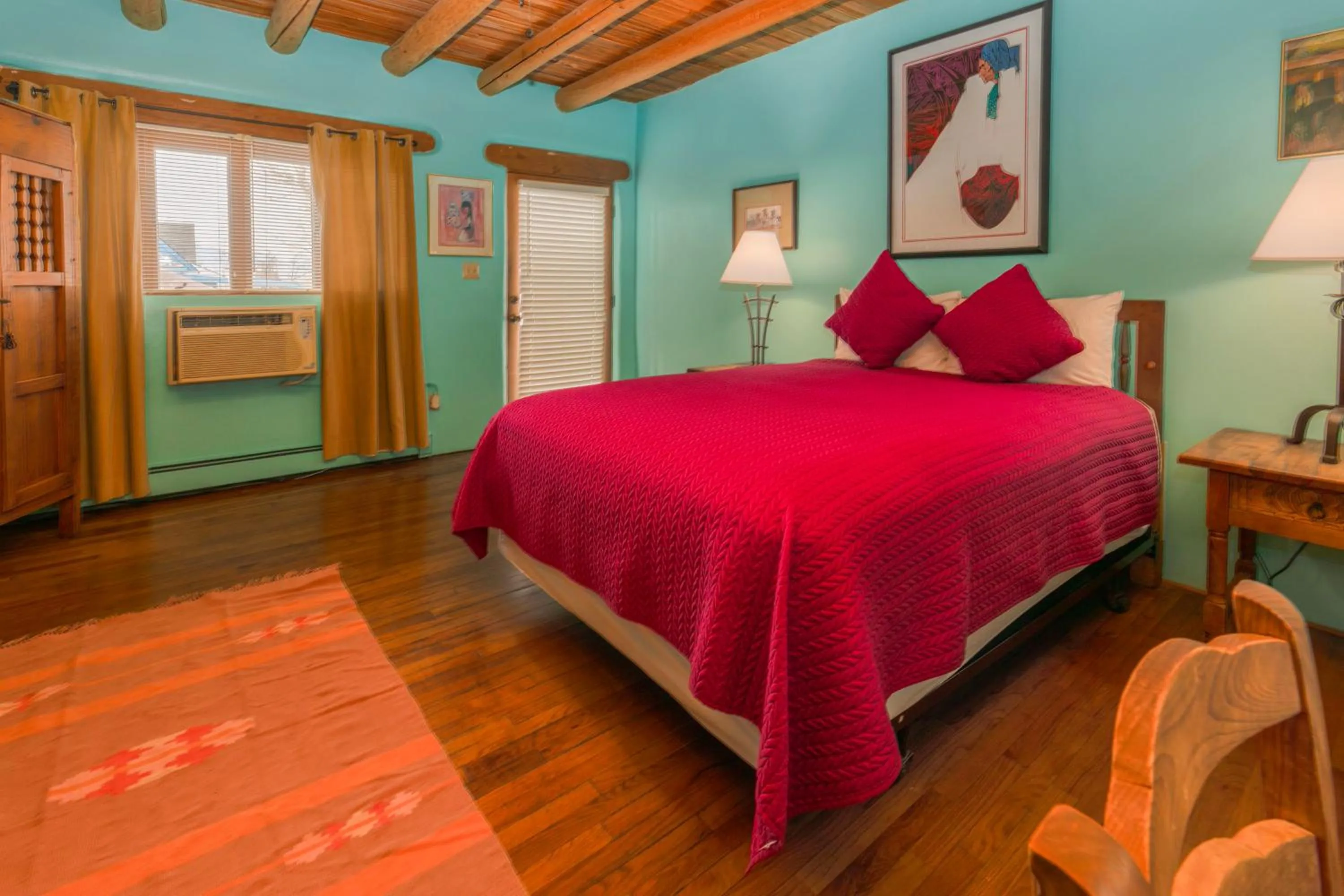 Bed in Casa Benavides Inn