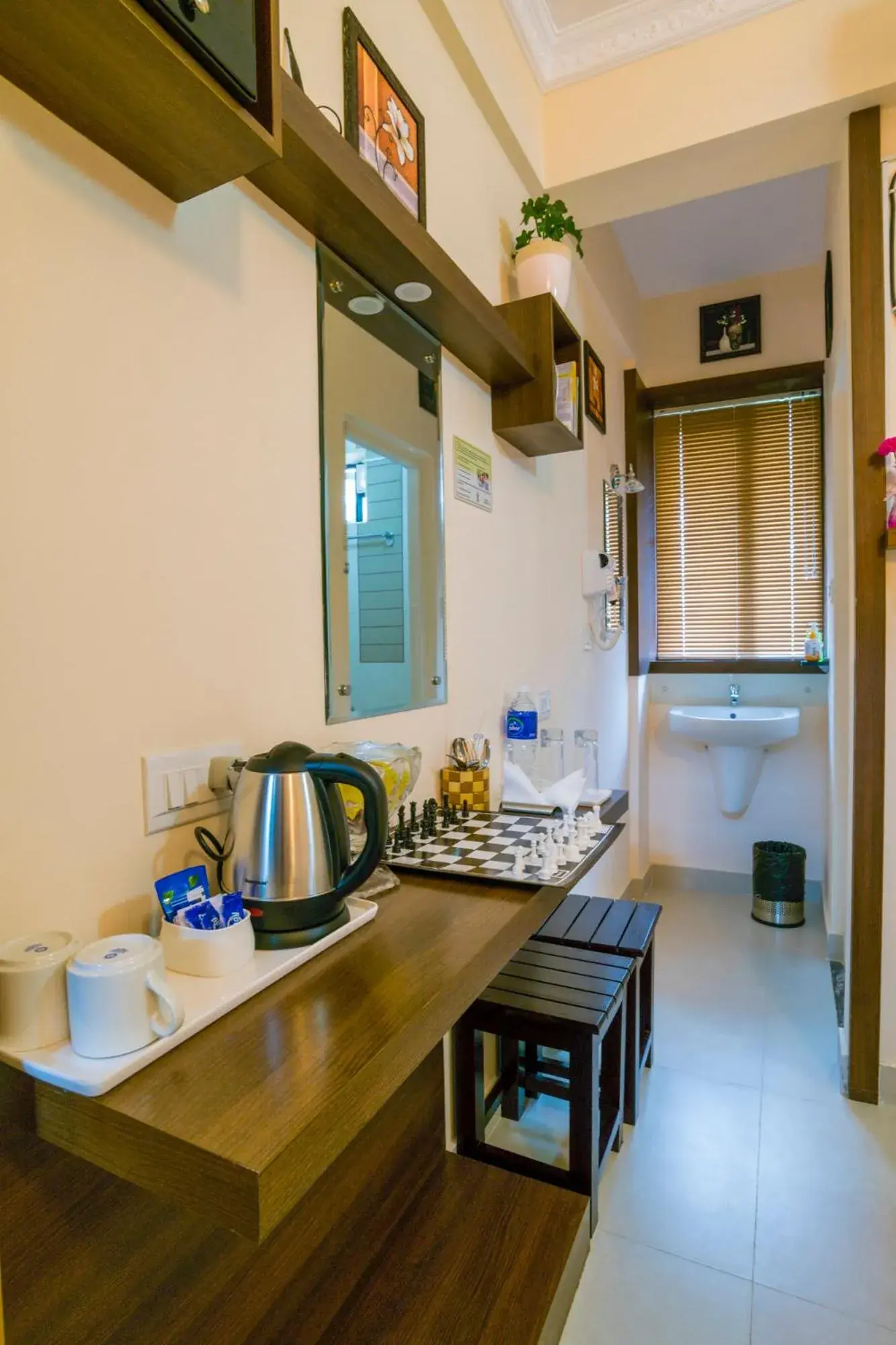 Restaurant/places to eat in Blue Bell Cochin Airport Hotel Restaurant/places to eat in Blue Bell Cochin Airport Hotel