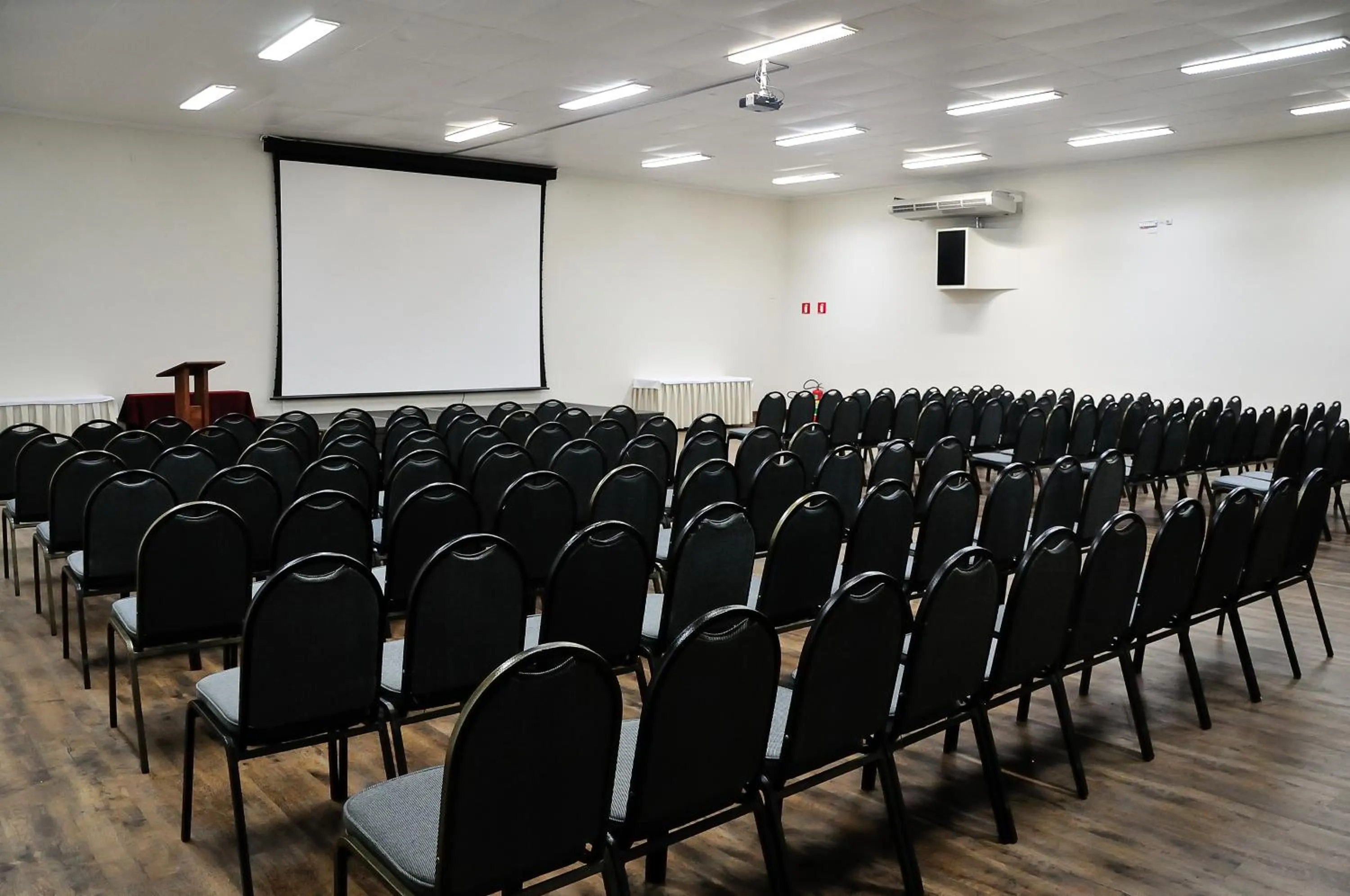 Meeting/conference room in Jandaia Hotel Campo Grande
