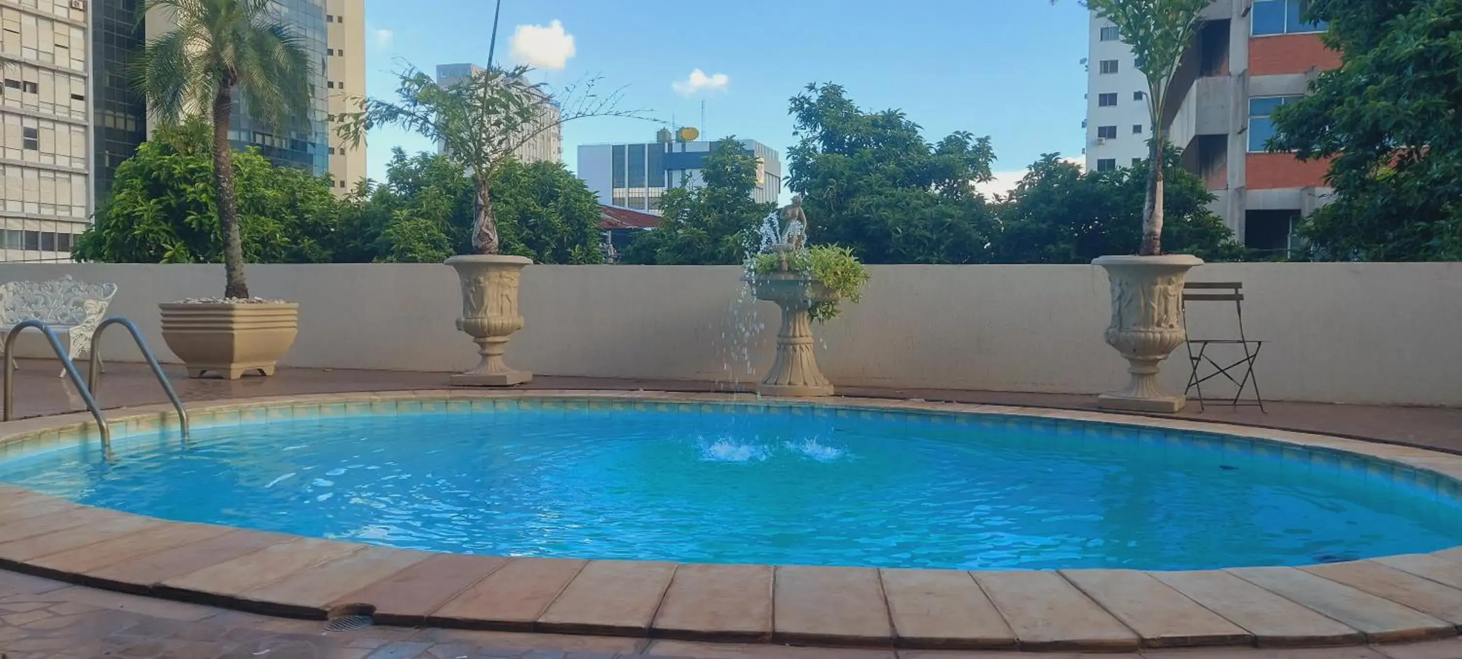 Swimming pool in Jandaia Hotel Campo Grande Swimming pool in Jandaia Hotel Campo Grande