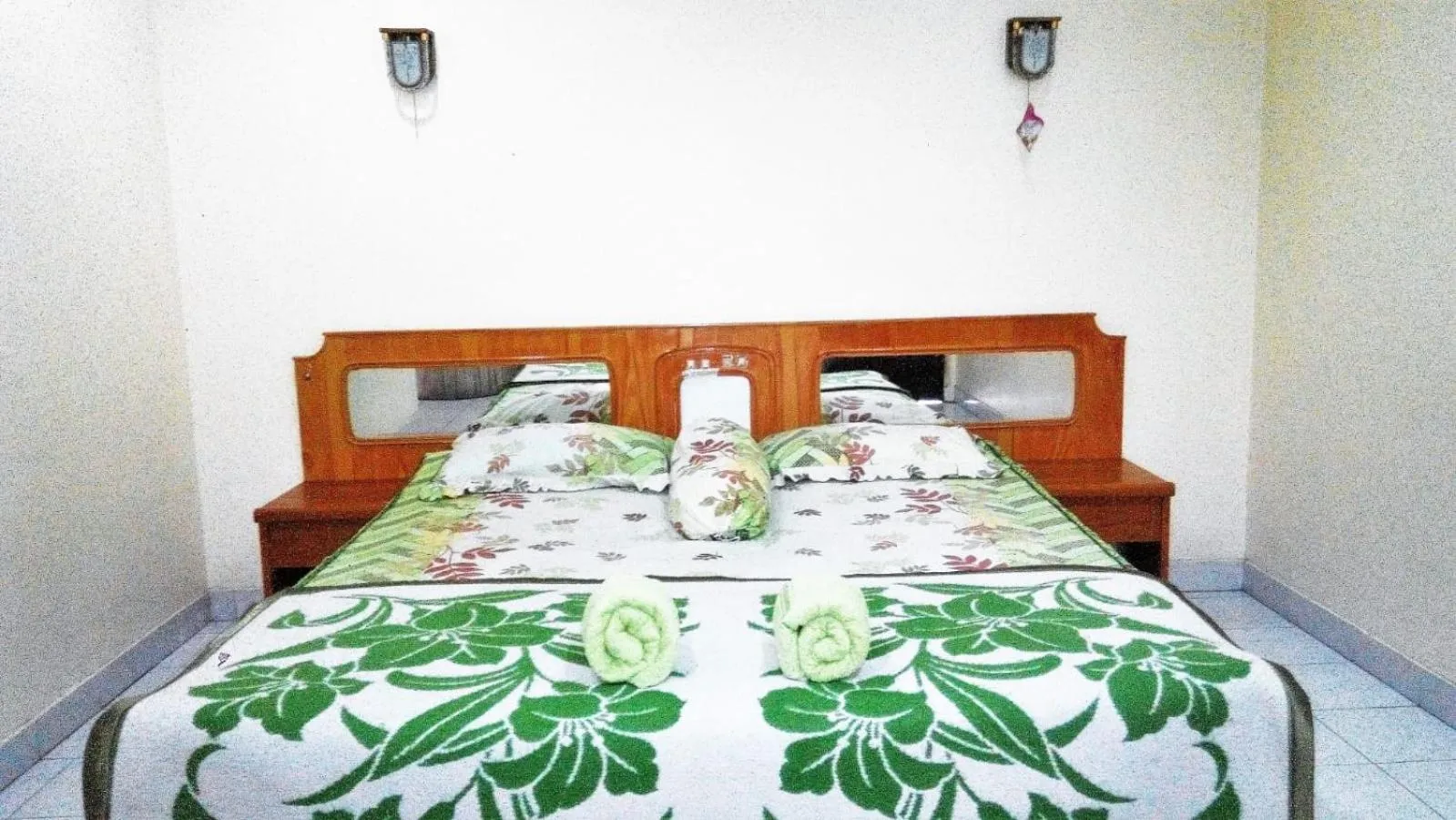 Bed in Melissa Palace Hotel and Karaoke