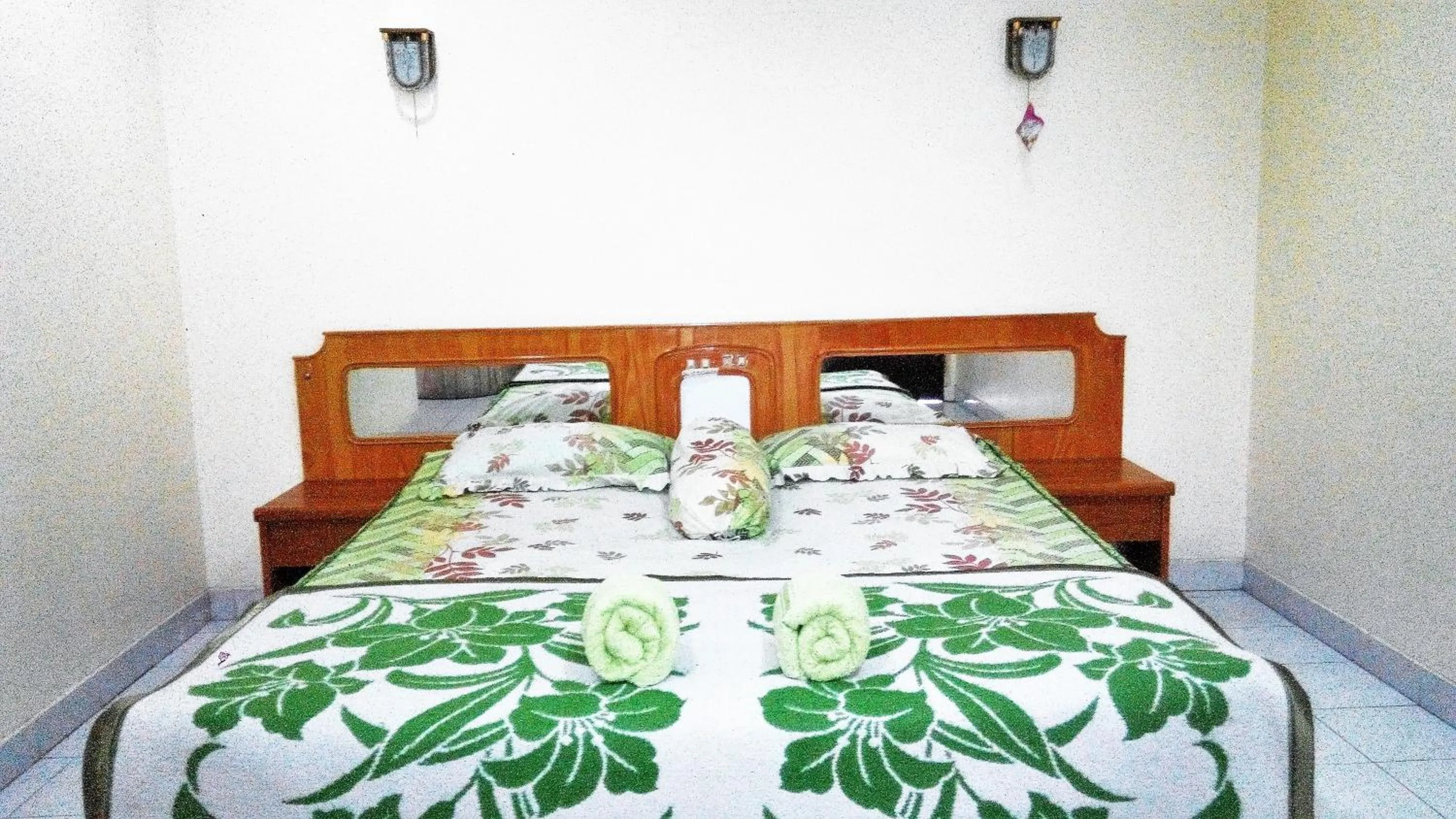 Bed in Melissa Palace Hotel and Karaoke