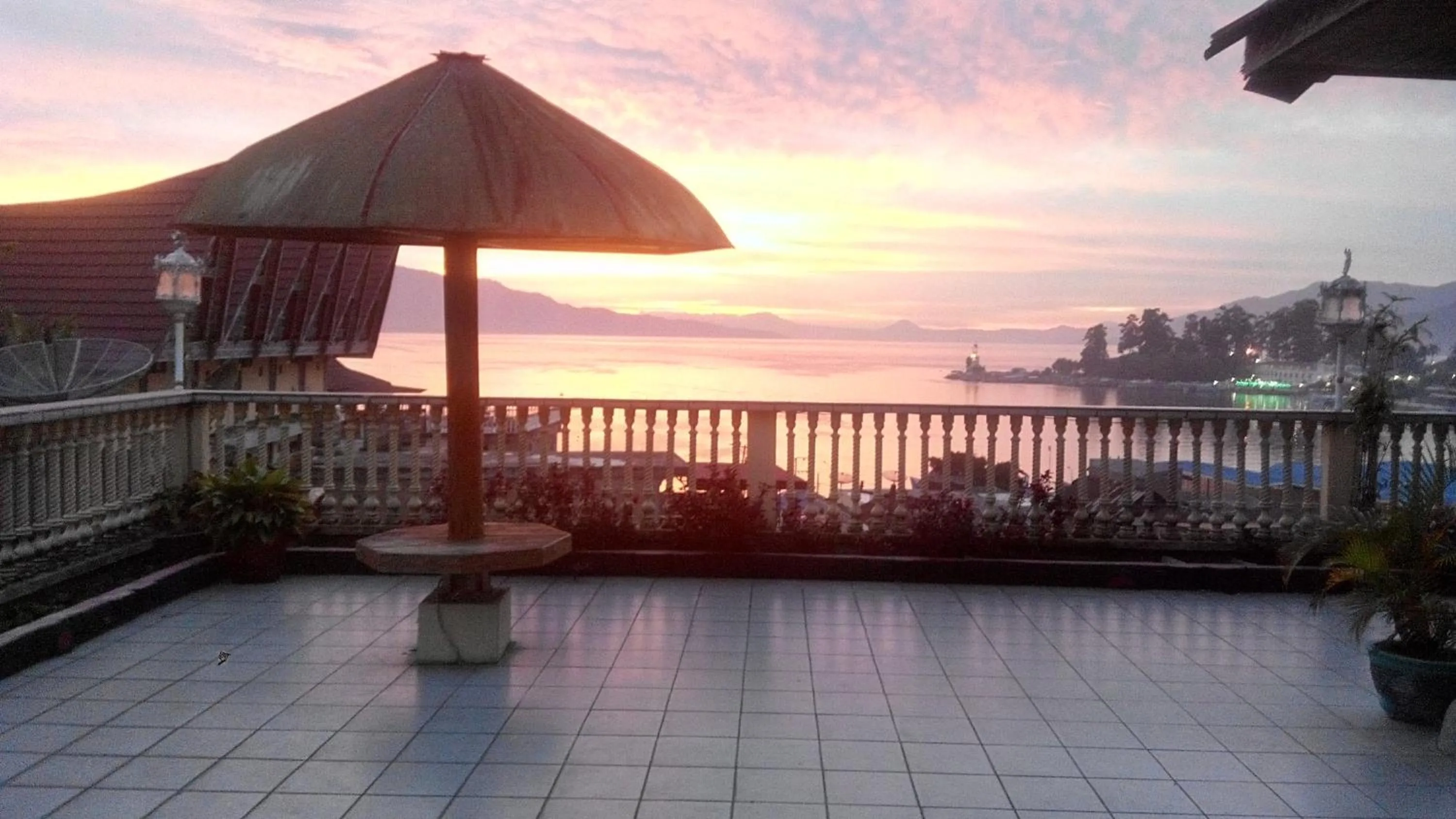 Patio in Melissa Palace Hotel and Karaoke