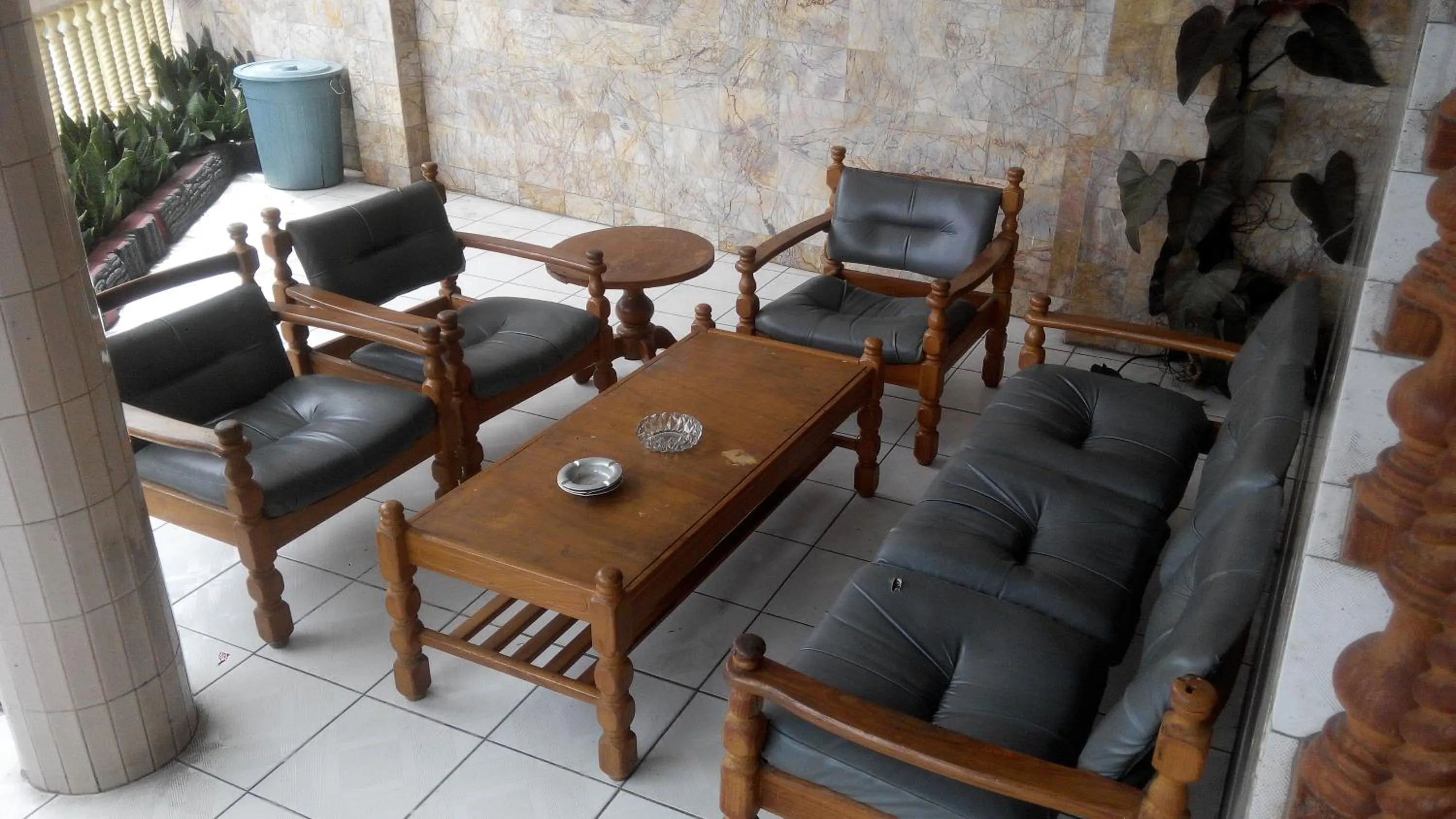 Living room in Melissa Palace Hotel and Karaoke