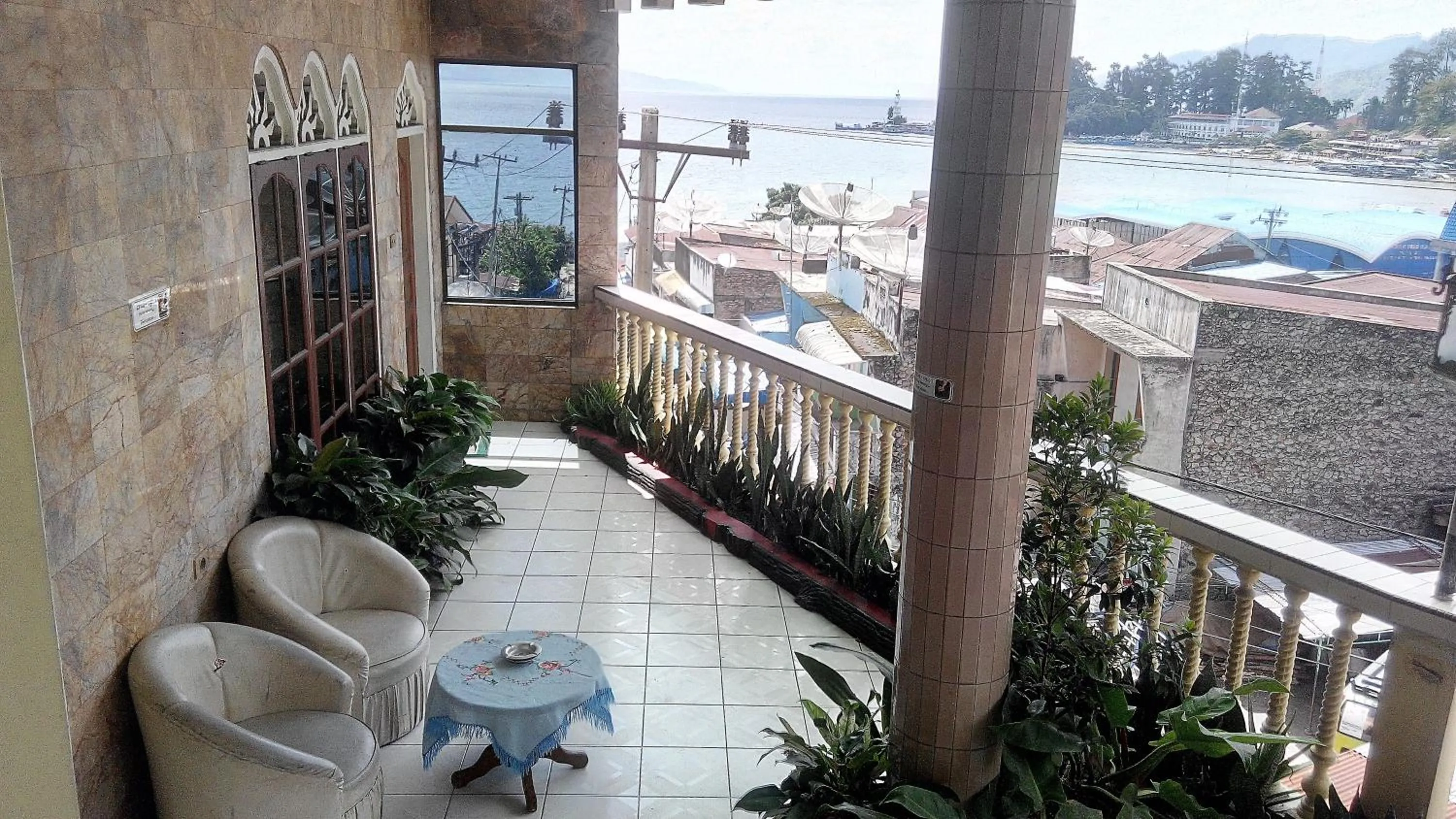 Patio in Melissa Palace Hotel and Karaoke