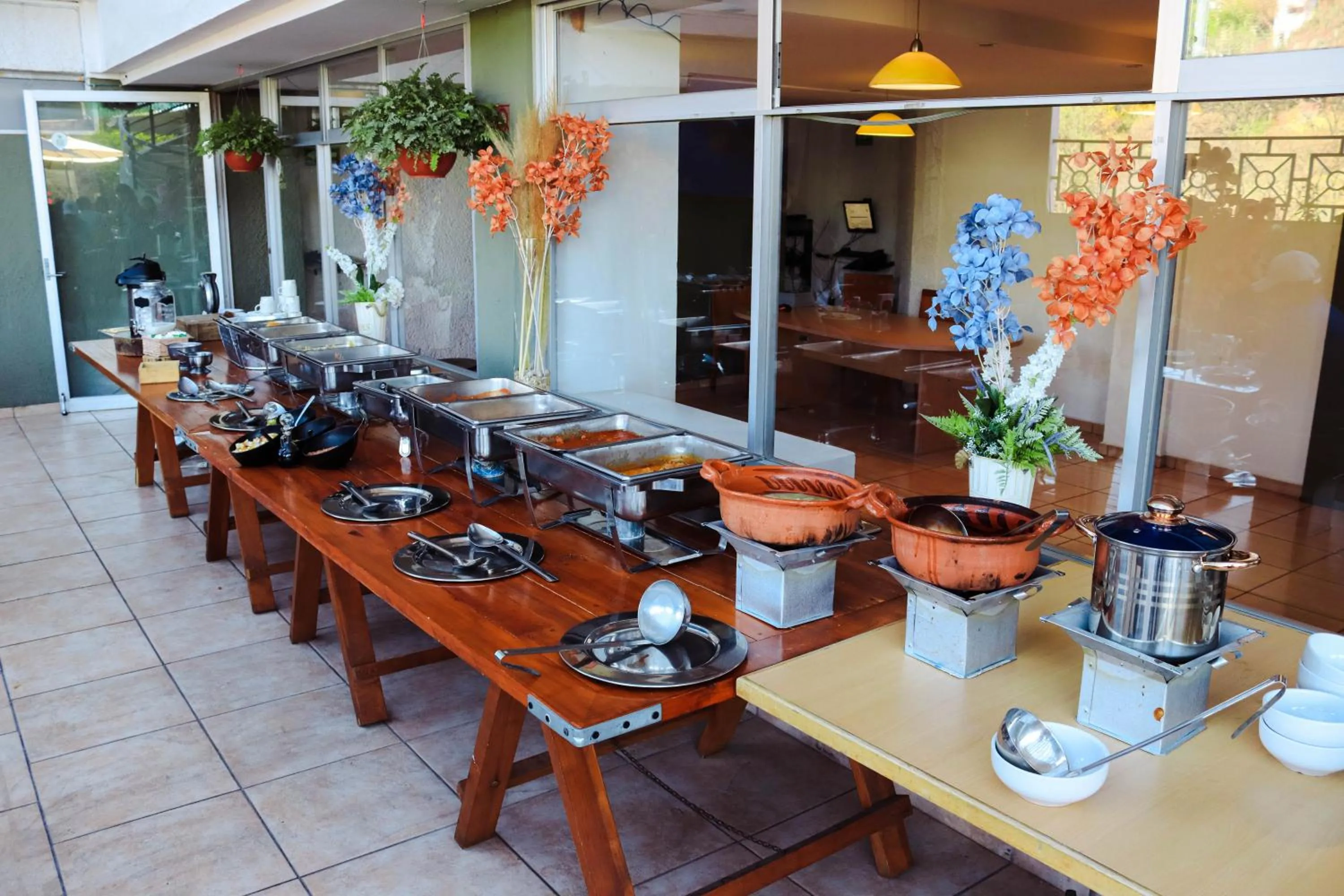 Restaurant/places to eat in Hotel Borda Cuernavaca