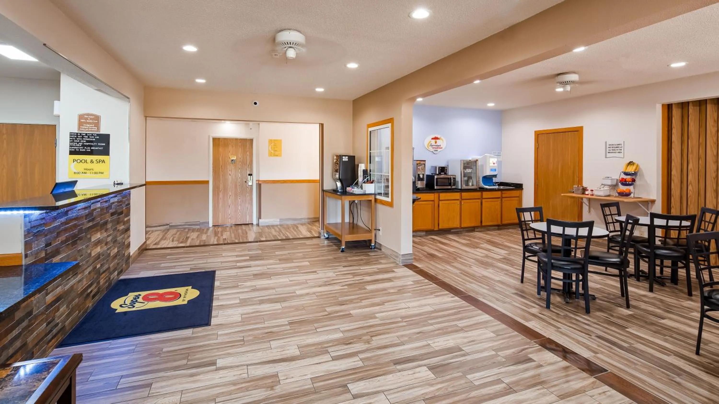 Breakfast in Super 8 by Wyndham Neillsville WI