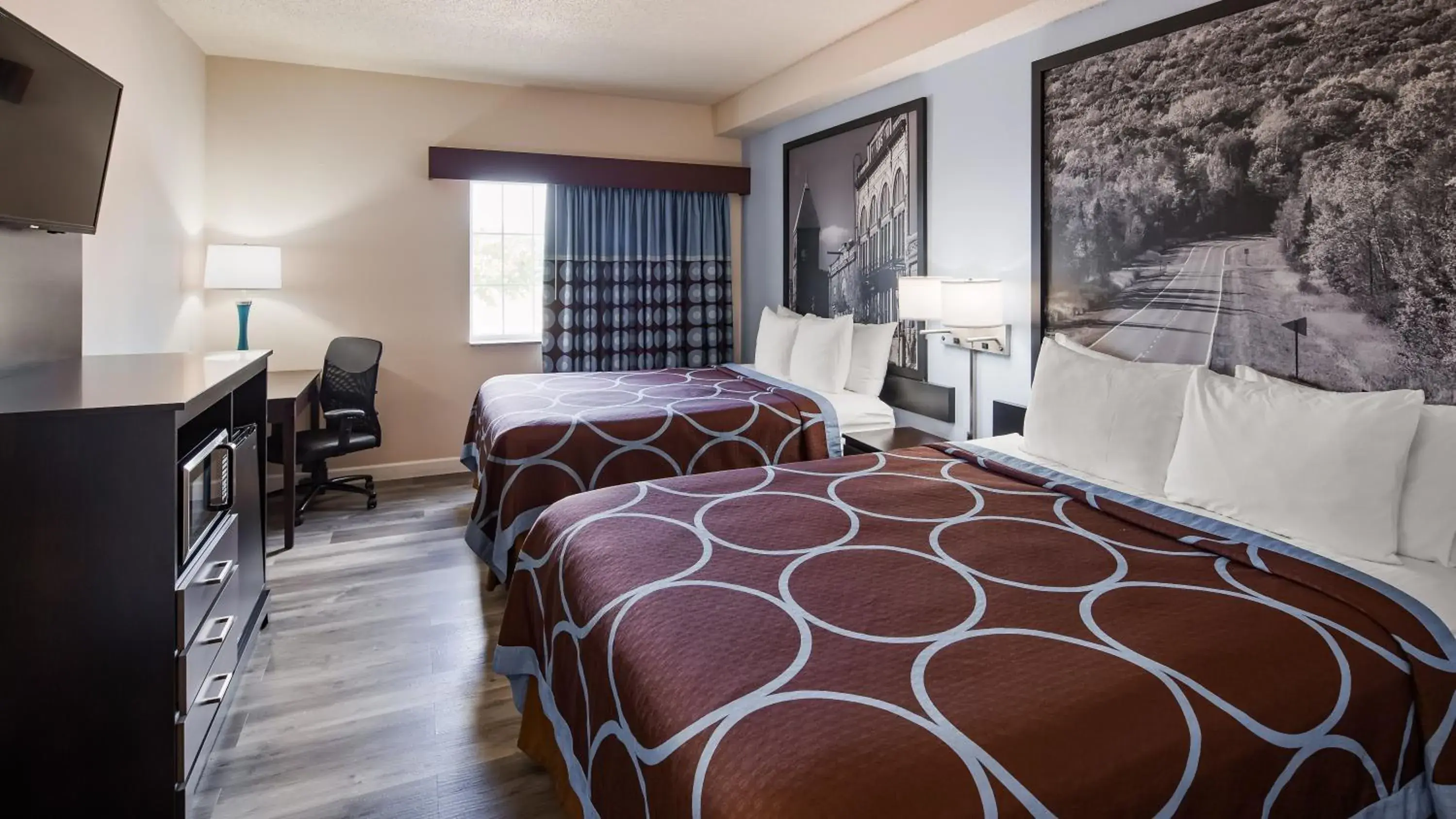 Queen Room with Two Queen Beds - Non-Smoking in Super 8 by Wyndham Neillsville WI Queen Room with Two Queen Beds - Non-Smoking in Super 8 by Wyndham Neillsville WI