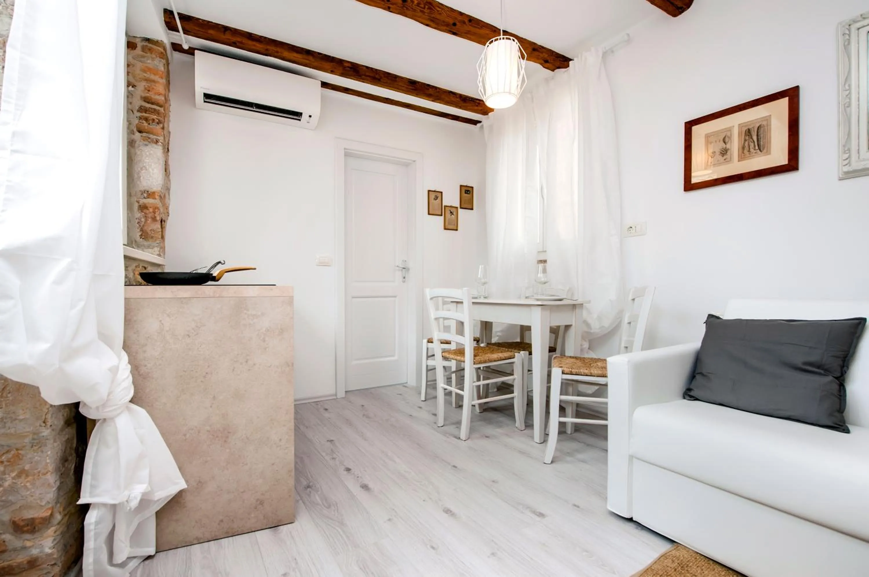 Kitchen or kitchenette in Apartment and Studio CA’ 3 VIE