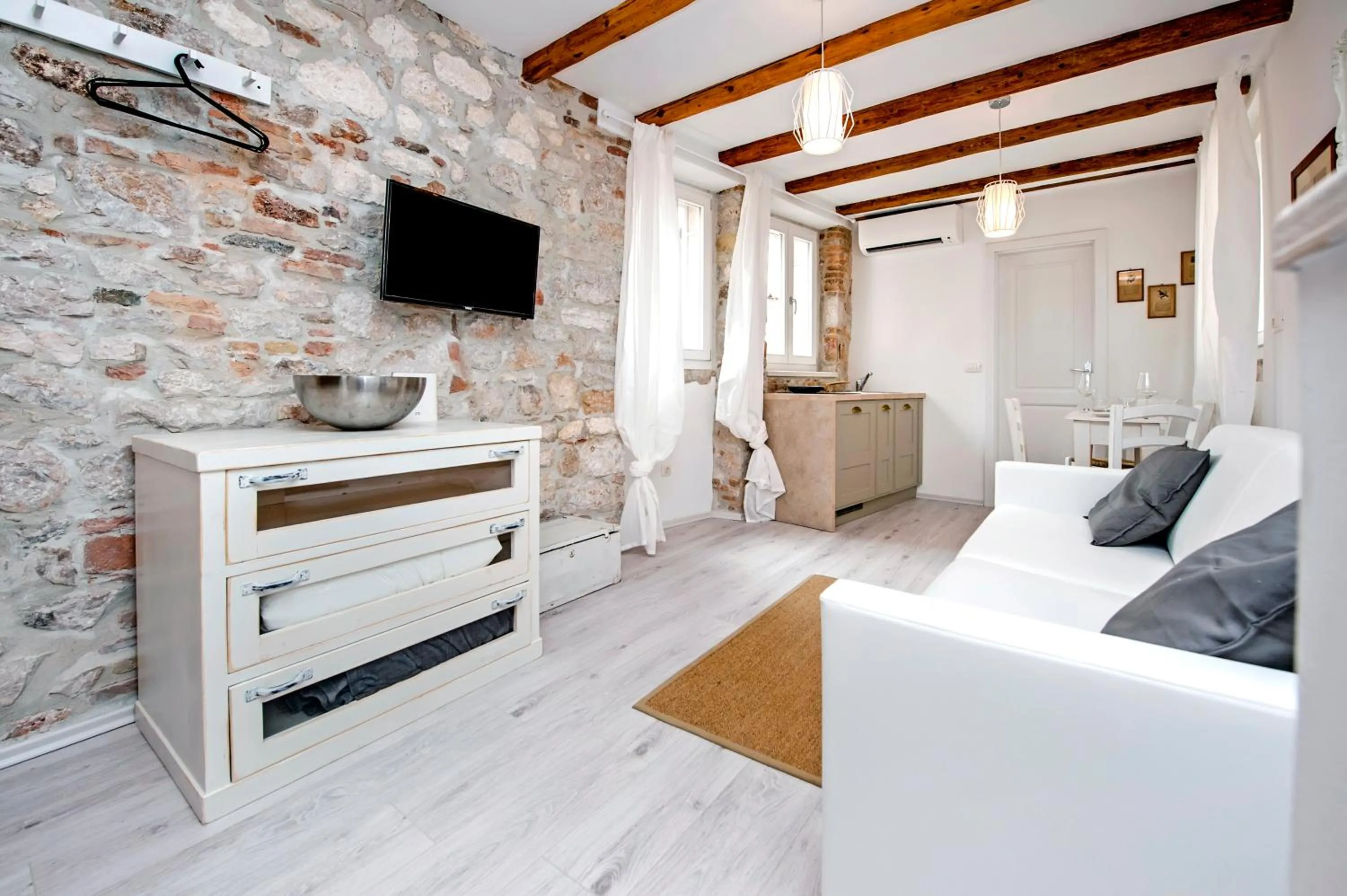 TV and multimedia in Apartment and Studio CA’ 3 VIE