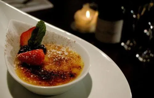 Restaurant/places to eat, Food in Cartwright Hotel