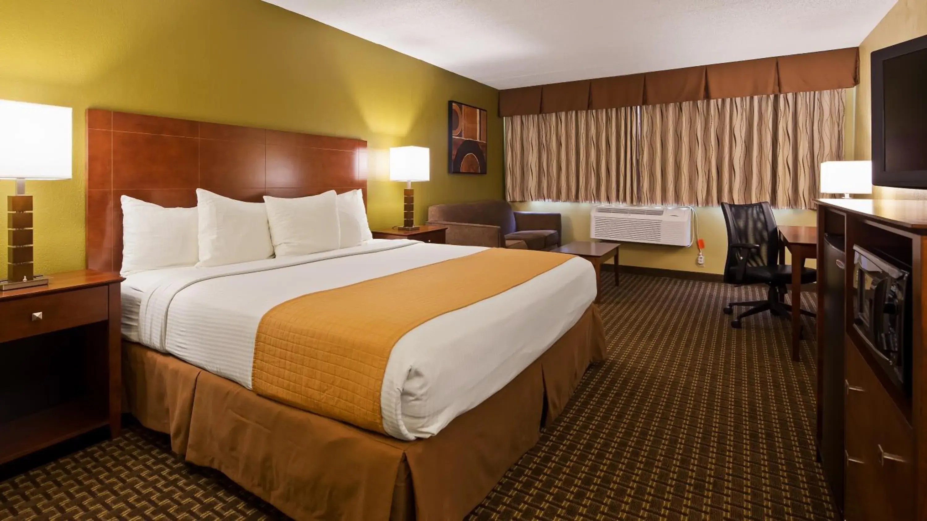 Bed in Best Western Executive Inn Kenosha - Pleasant Prairie Bed in Best Western Executive Inn Kenosha - Pleasant Prairie