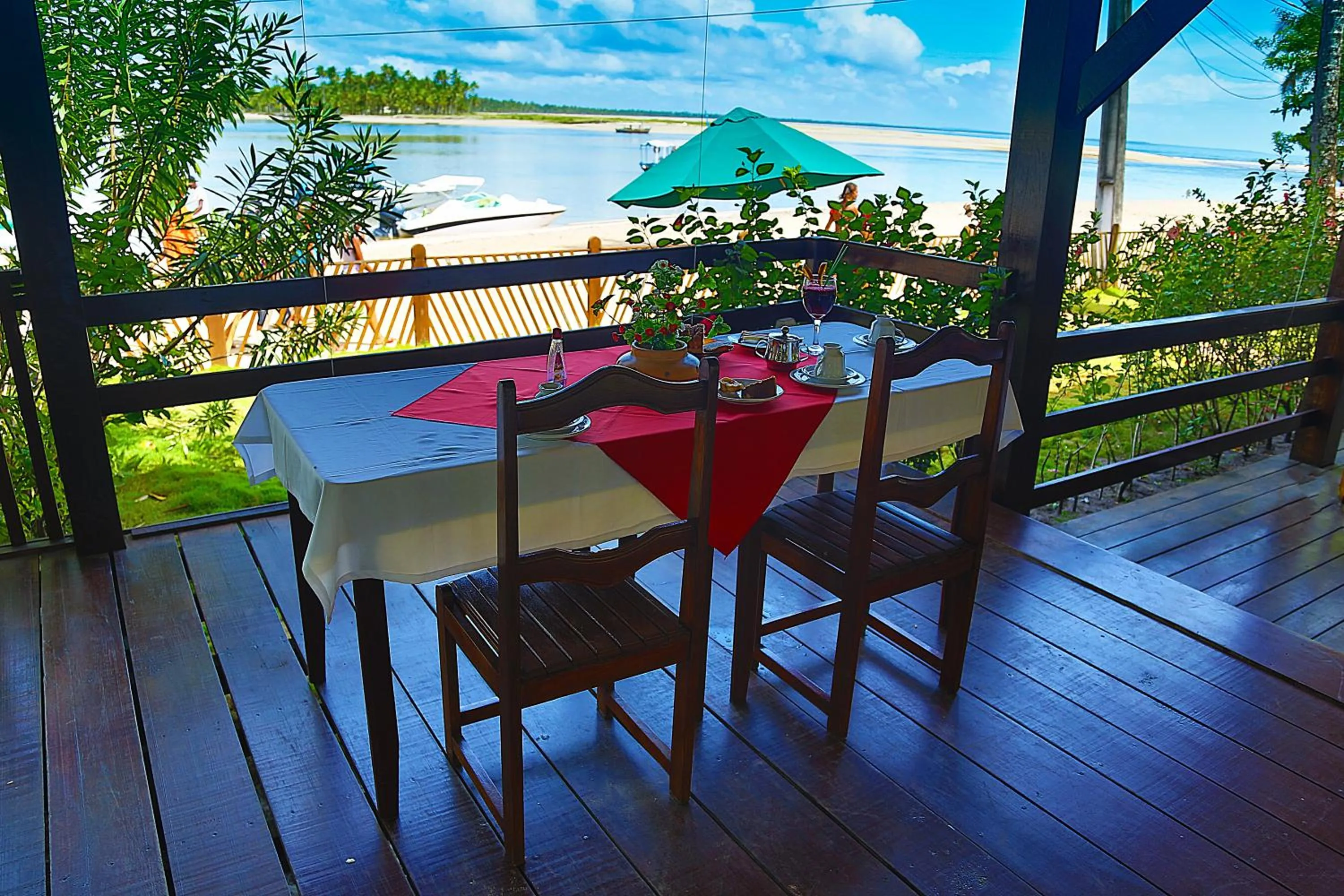 Restaurant/places to eat in Pousada Pérola do Atlântico