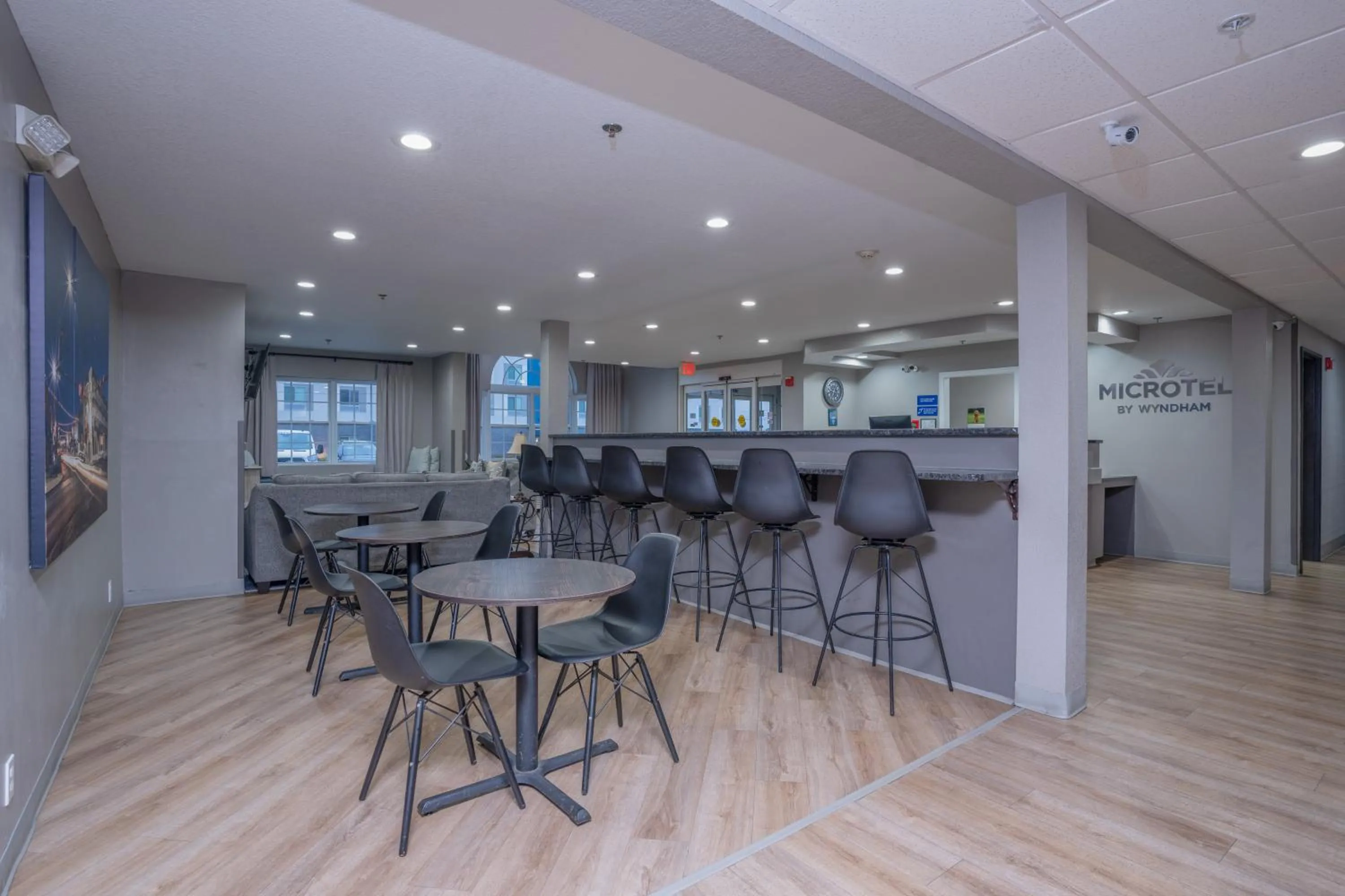 Lobby or reception in Microtel Inn & Suites by Wyndham Albertville