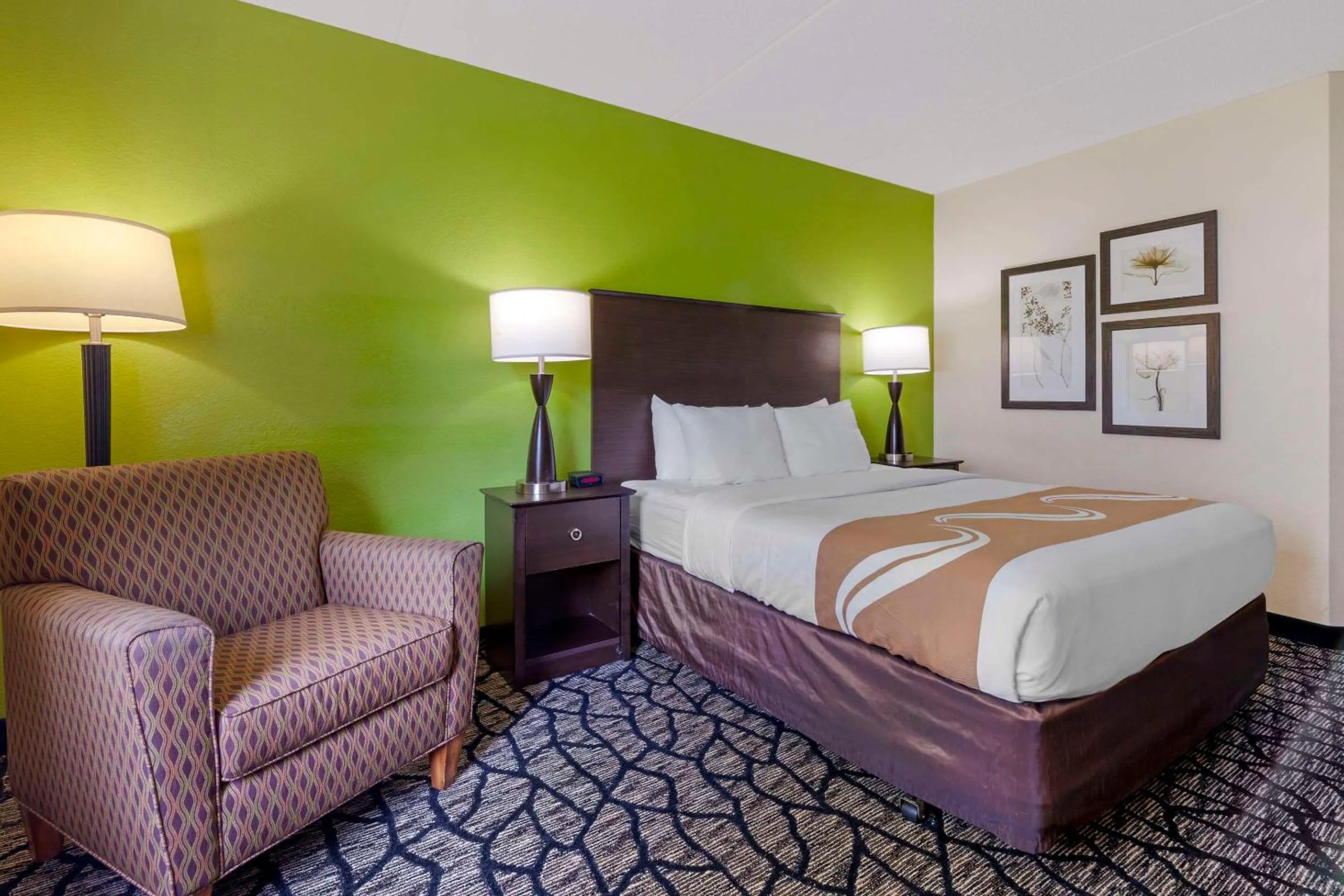 Bedroom, Bed in Quality Inn Oshkosh Aviation Park