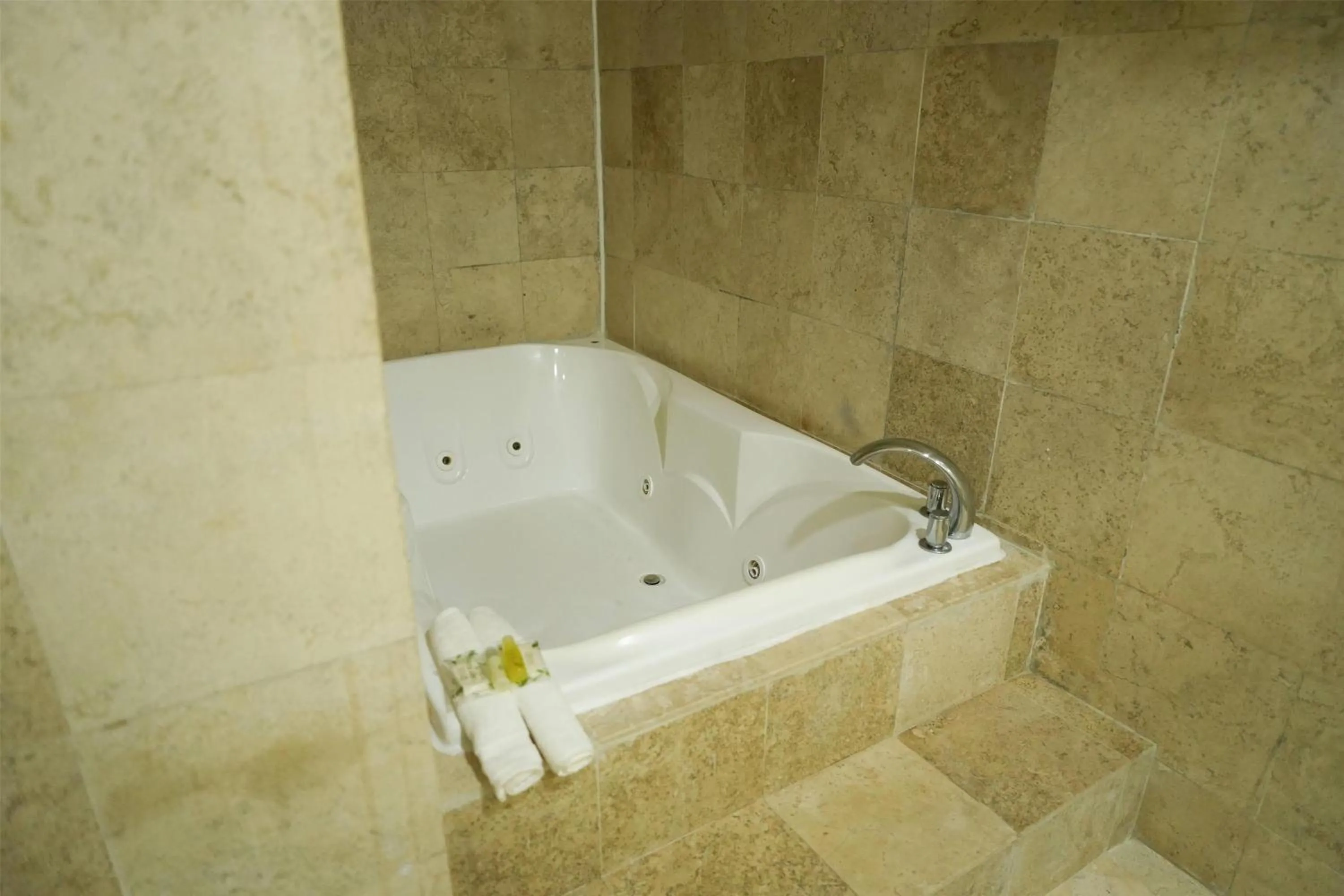 Bathroom in Days Inn by Wyndham Tuxtepec