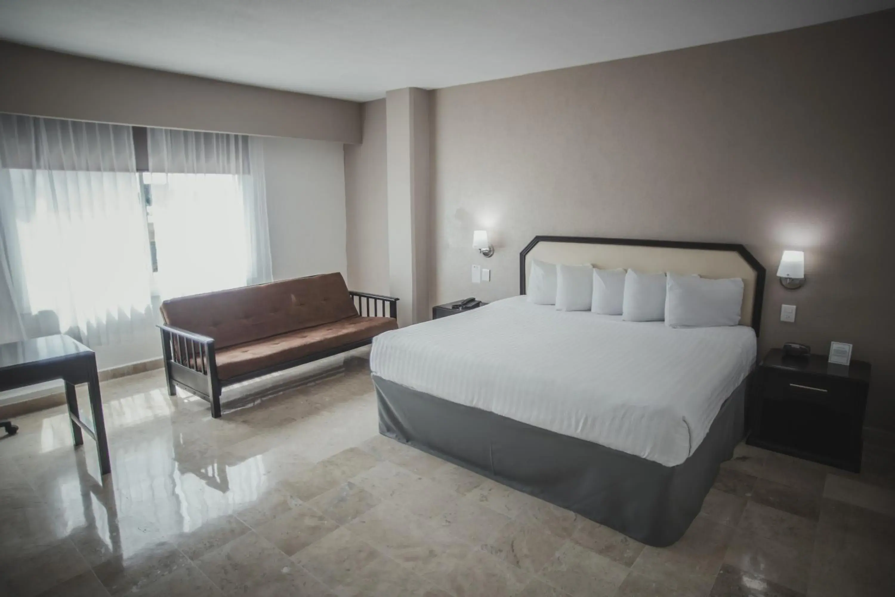 King Suite with Sofa Bed - Non-Smoking in Days Inn by Wyndham Tuxtepec King Suite with Sofa Bed - Non-Smoking in Days Inn by Wyndham Tuxtepec
