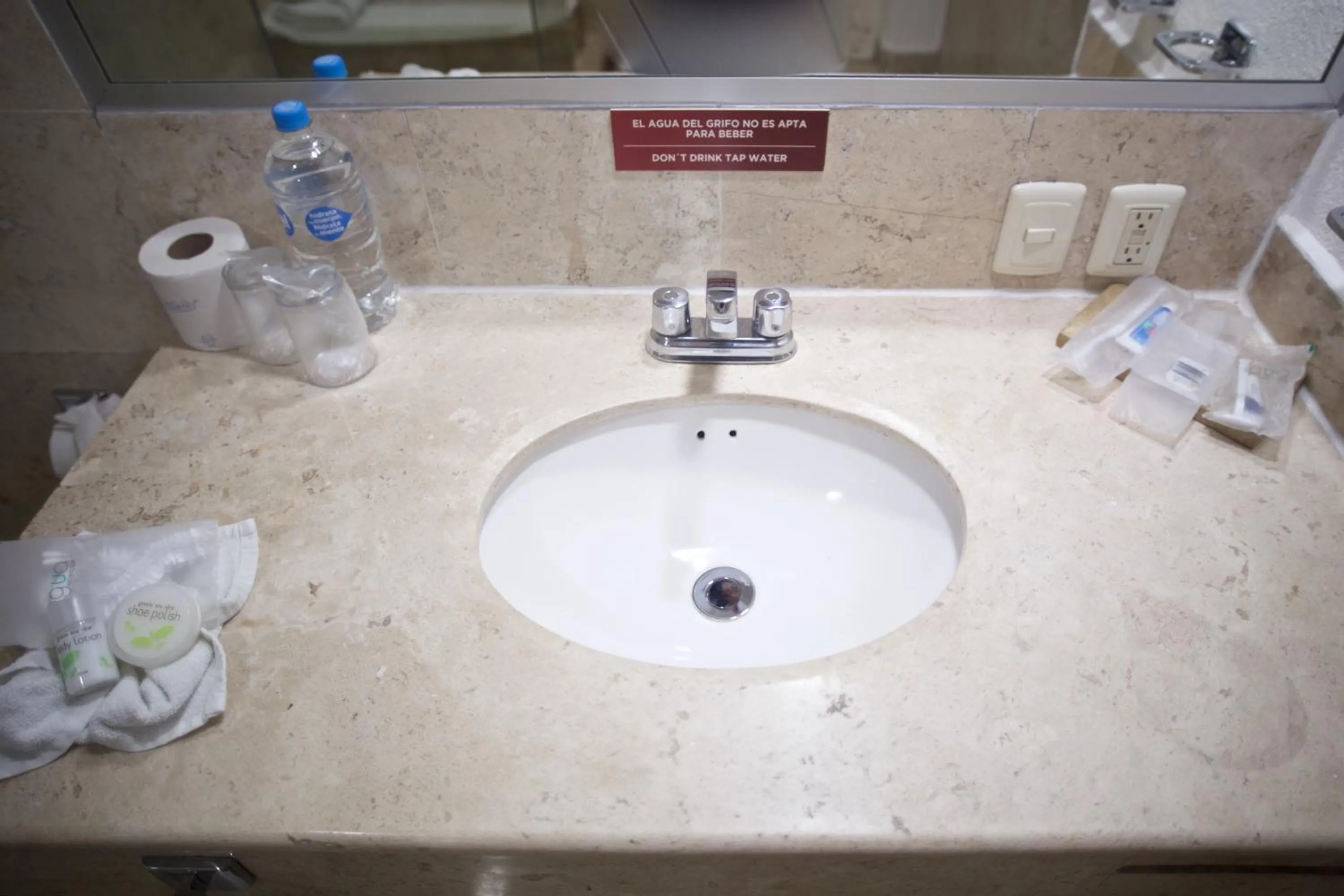 Bathroom in Days Inn by Wyndham Tuxtepec