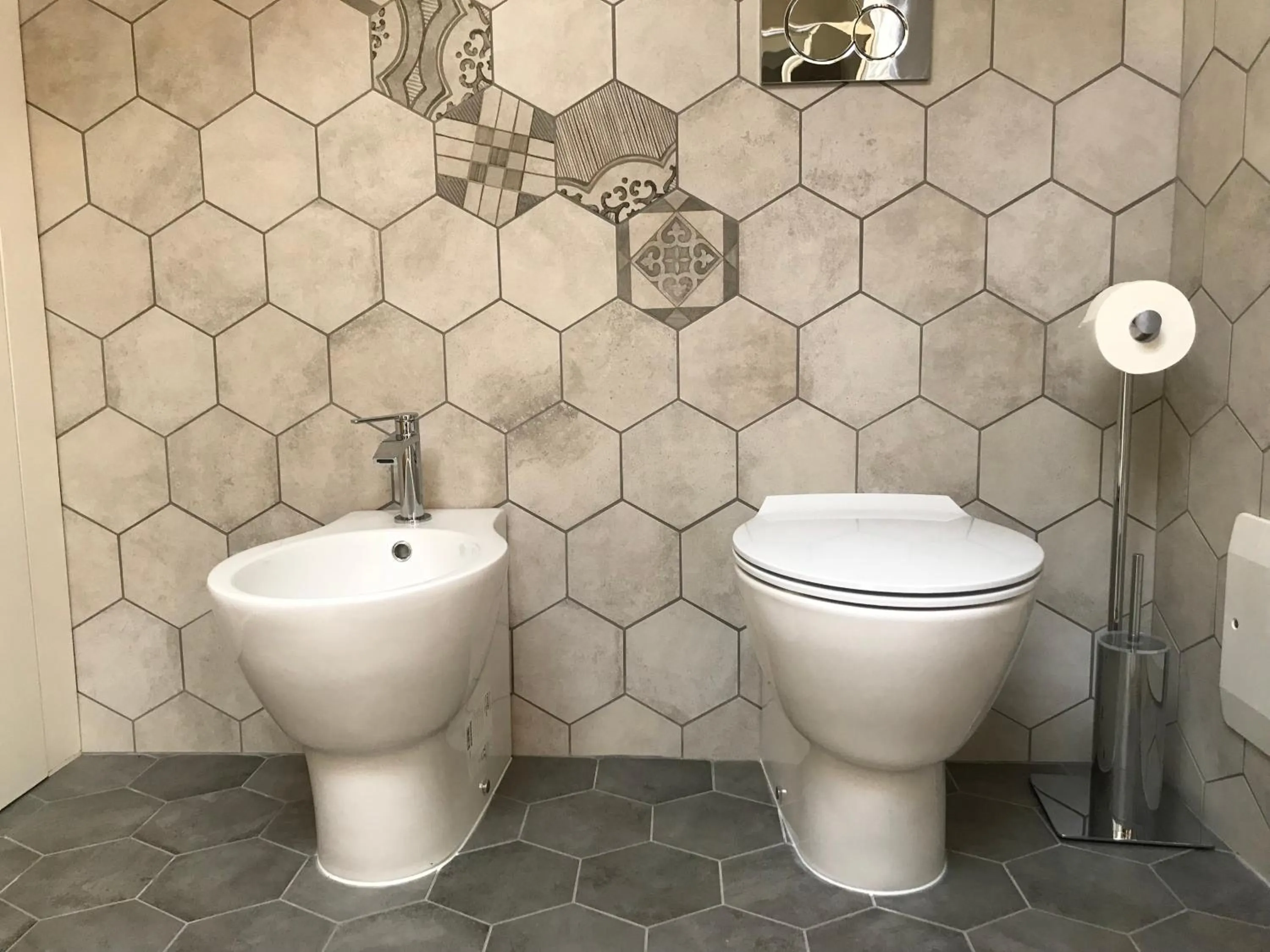 Toilet in Maison Petit Perlage B&B and Champagne