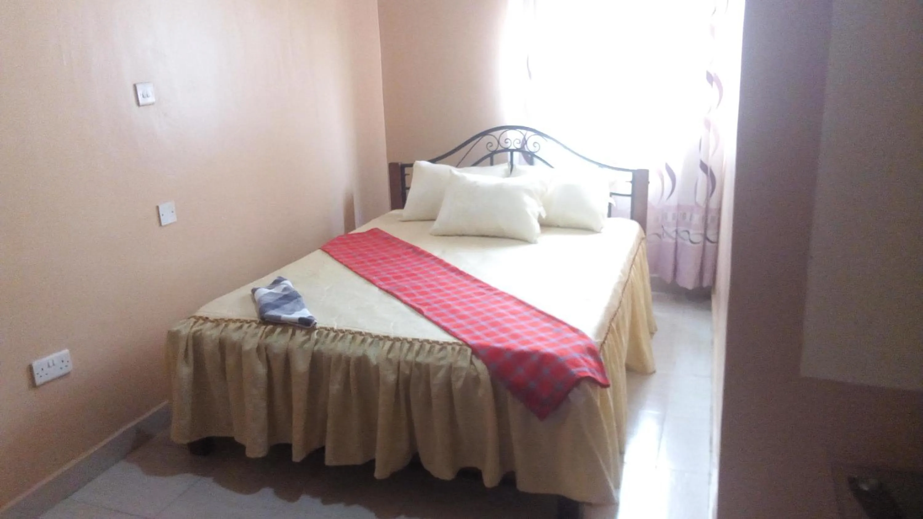 Bedroom, Bed in Palm Nest - Near JKIA